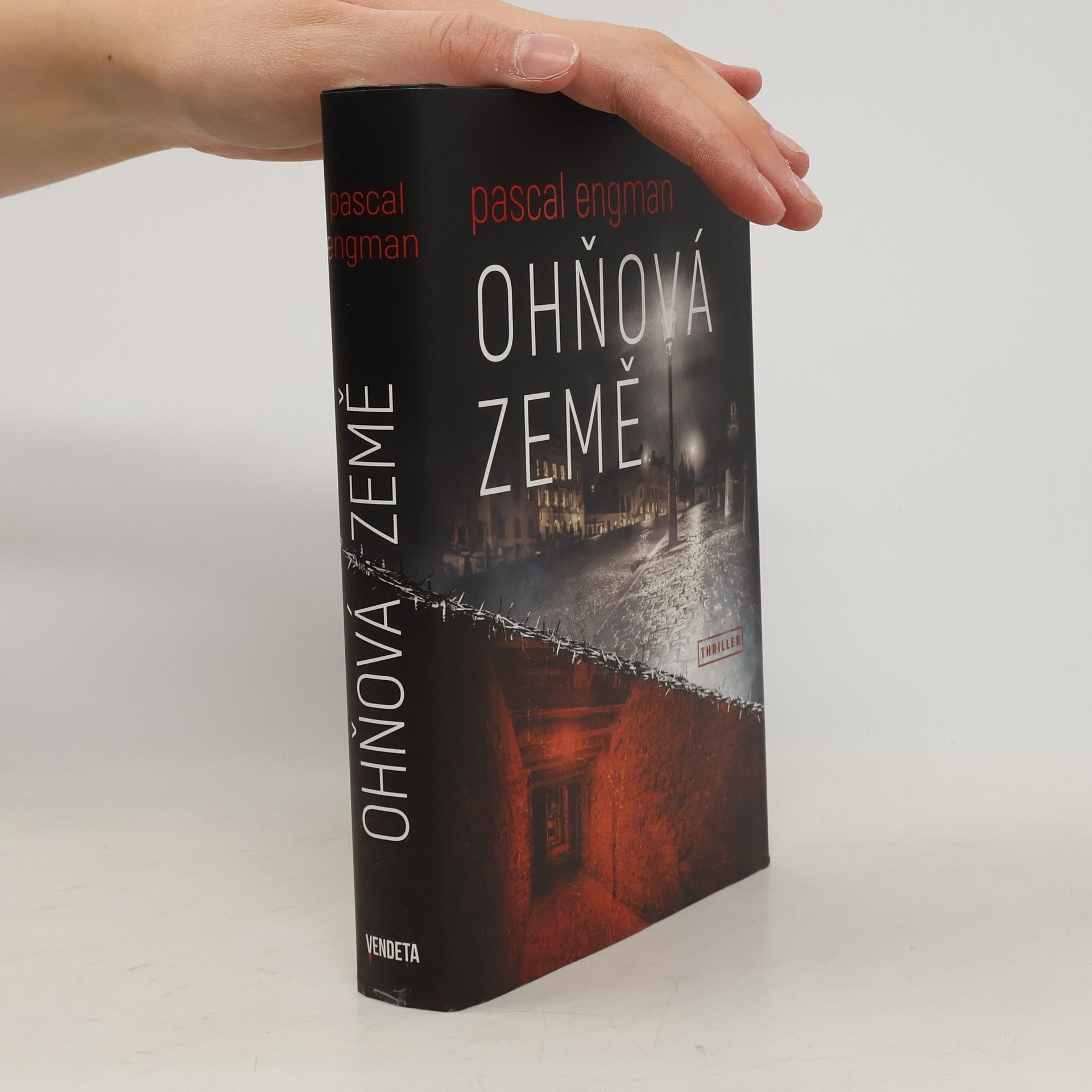 Pascal Engman Ohňová země