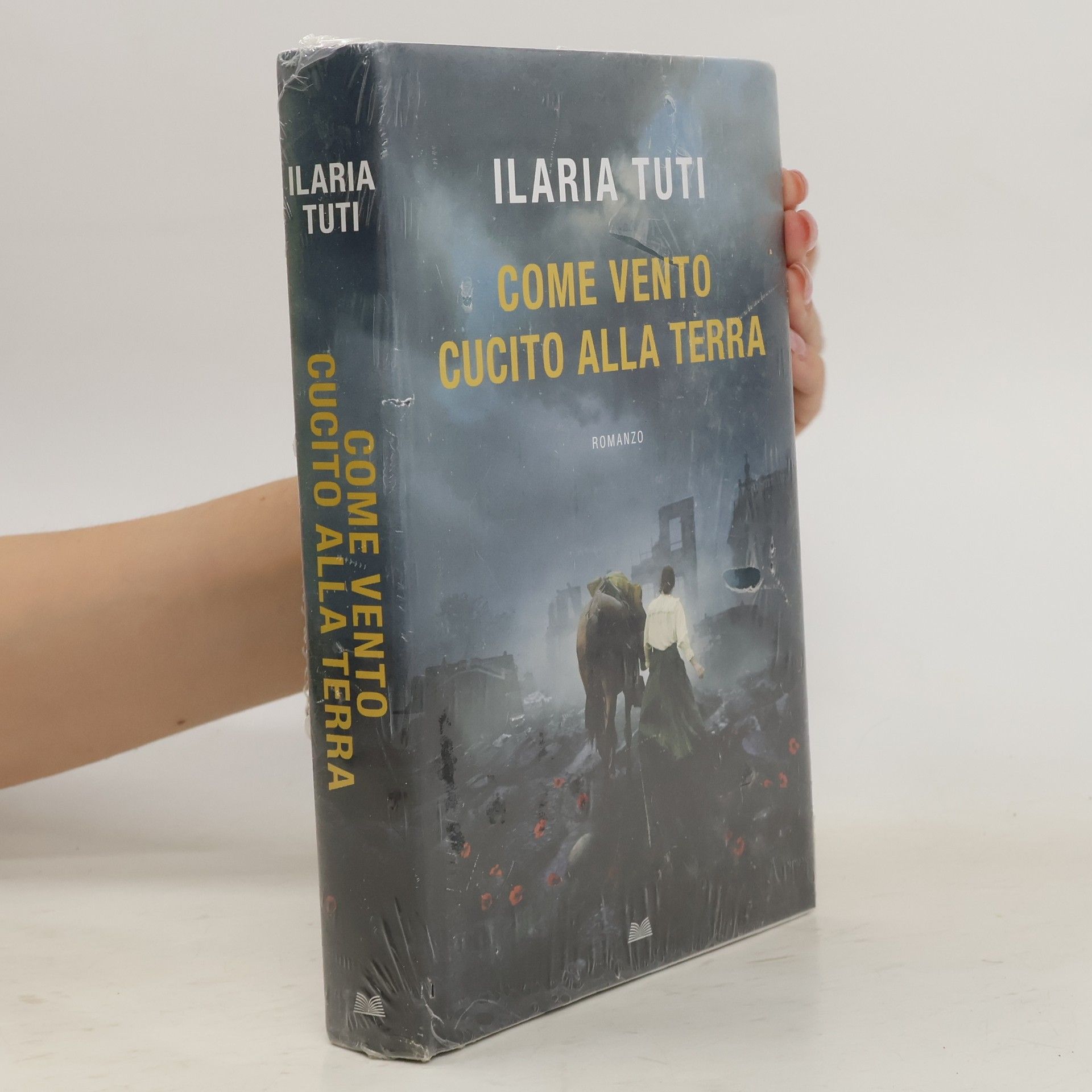 Ilaria Tuti Come vento cucito alla terra