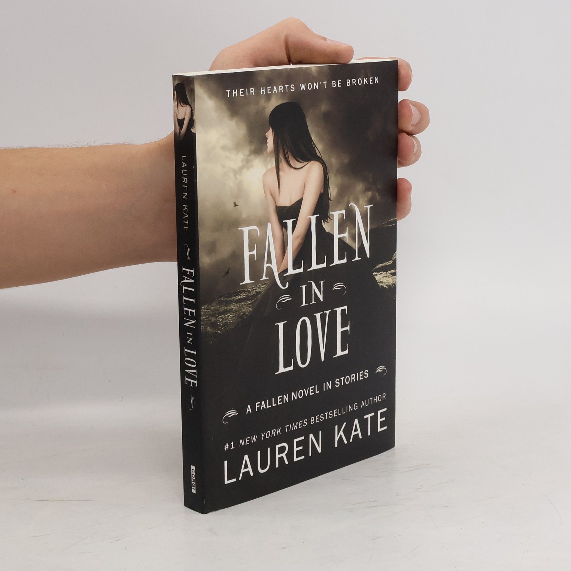 Lauren Kate Fallen in Love