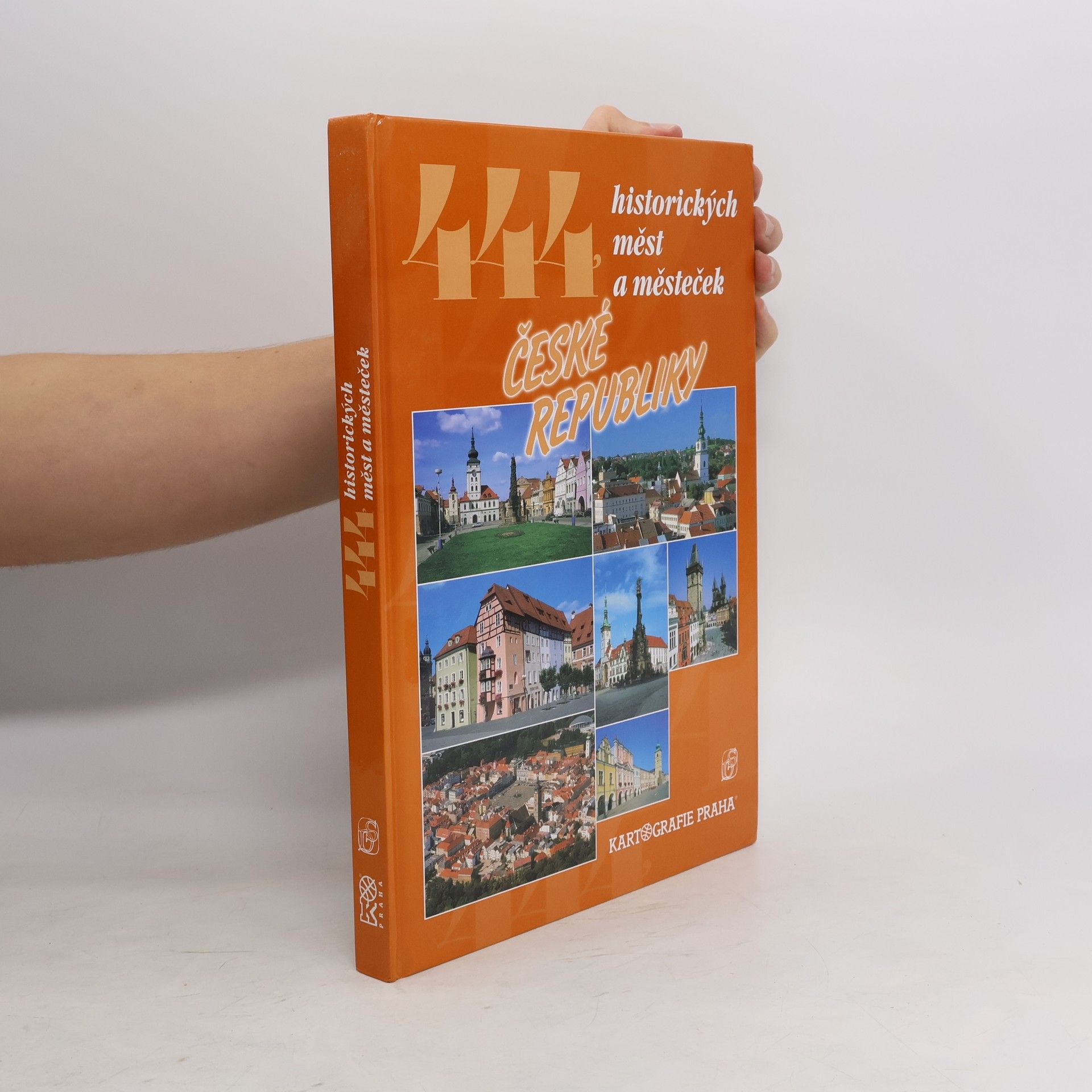 P. David 444 historických měst a městeček České republiky