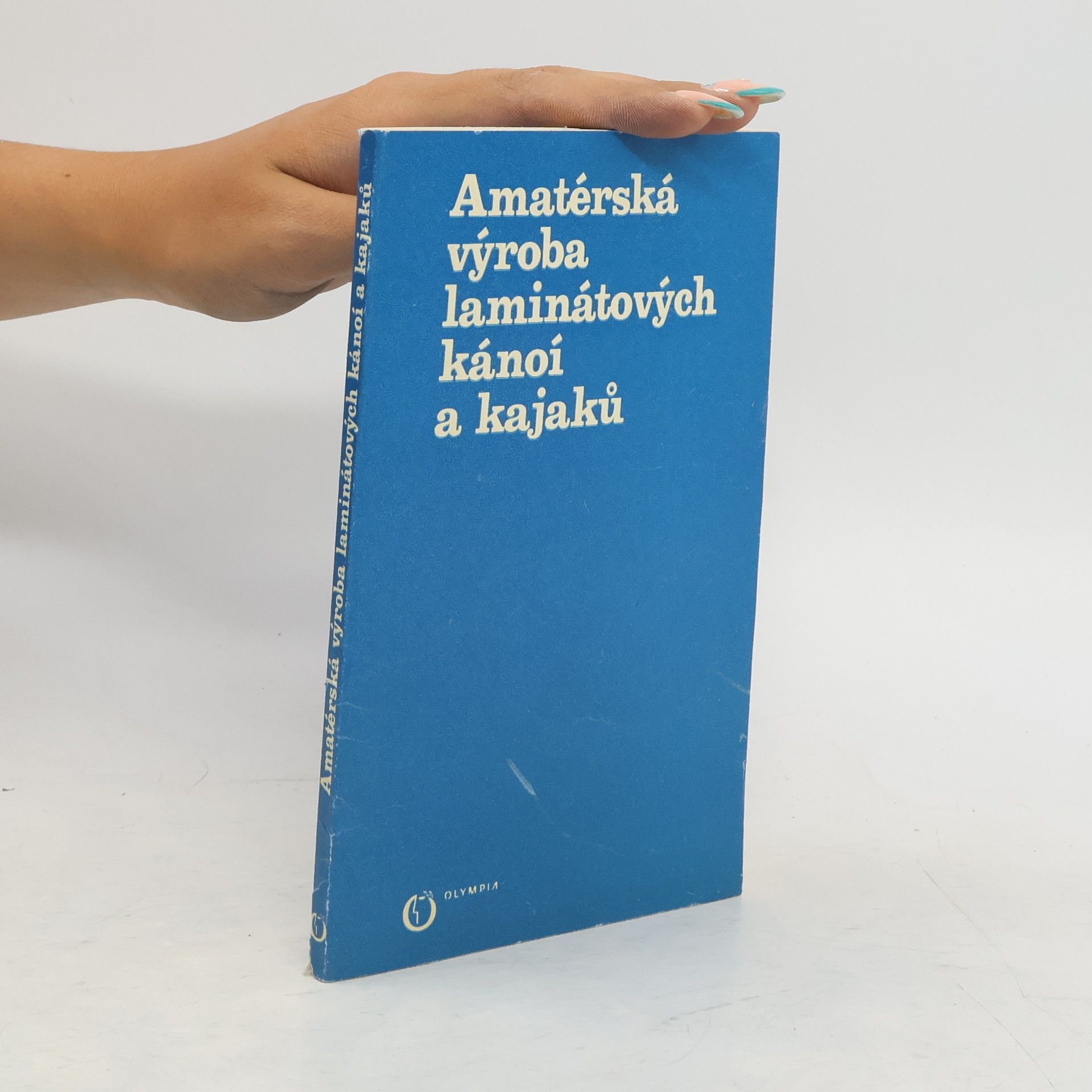 Pavel Mik Amatérská výroba laminátových kánoí a kajaků