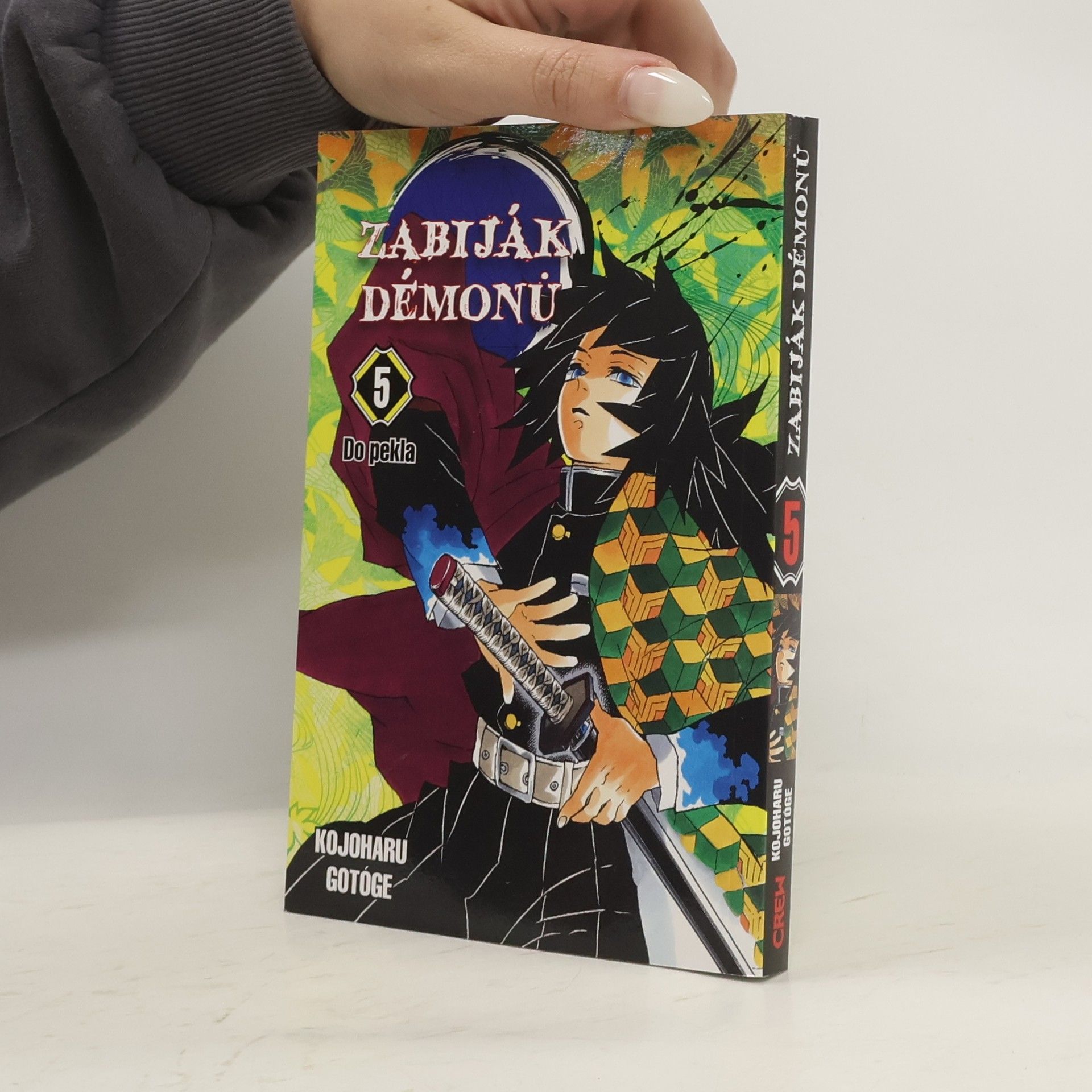 Koyoharu Gotoge Zabiják démonů 5. Do pekla