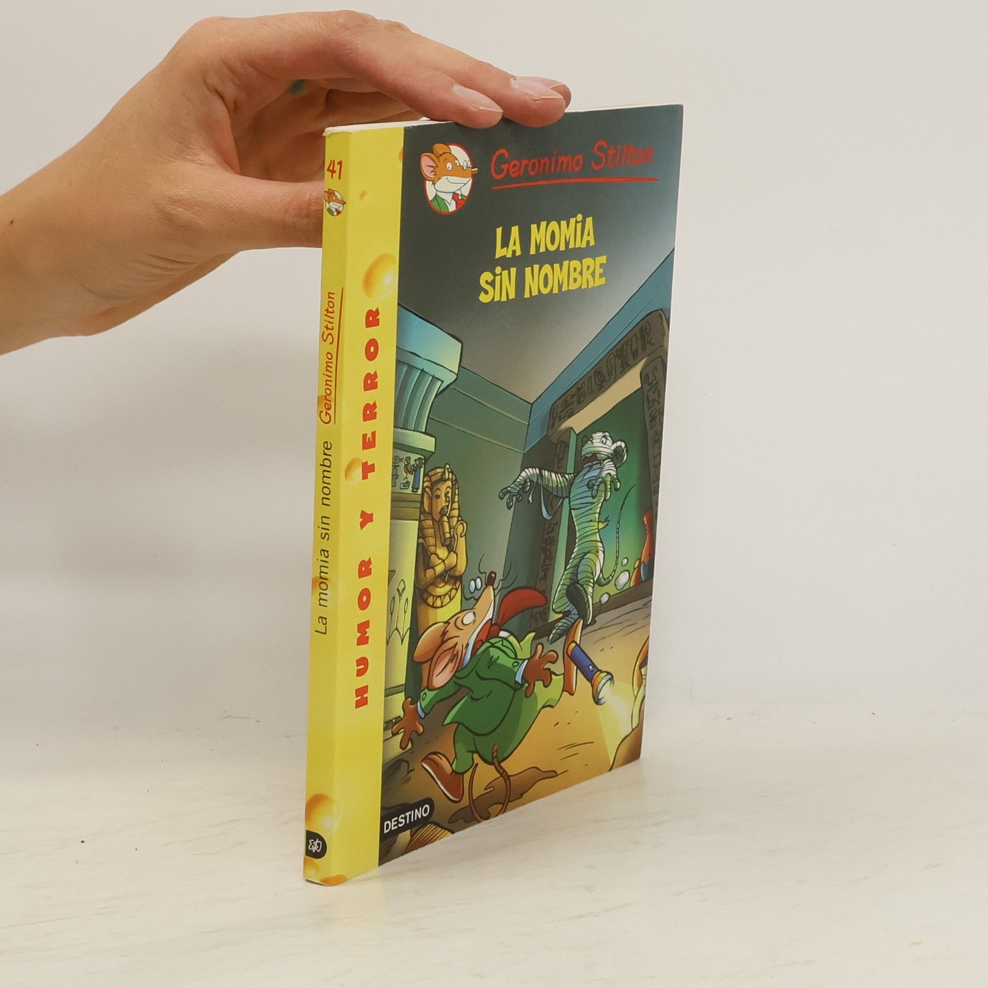 Elisabetta Dami La momia sin nombre