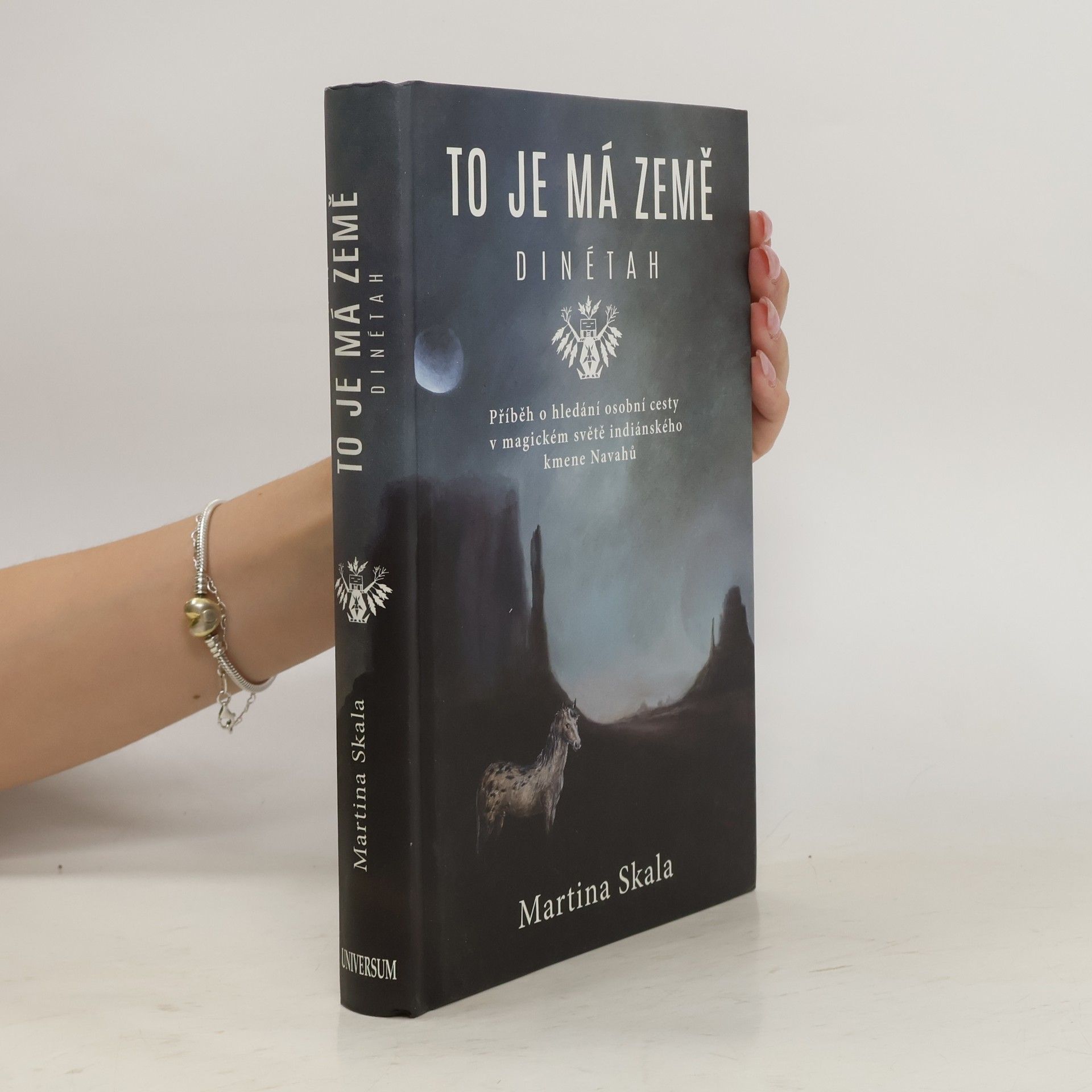 To je má země : Dinétah