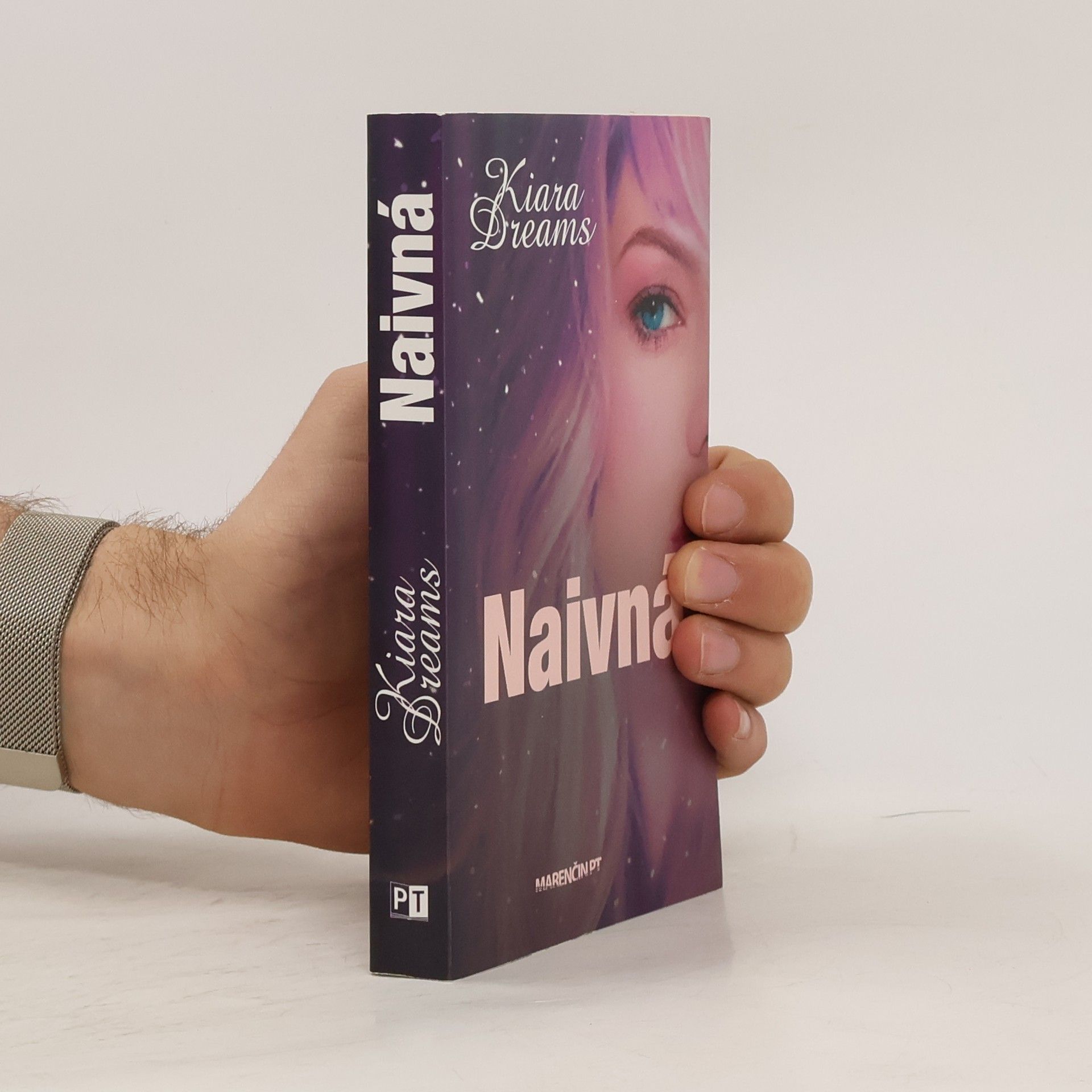 Kiara Dreams Naivná