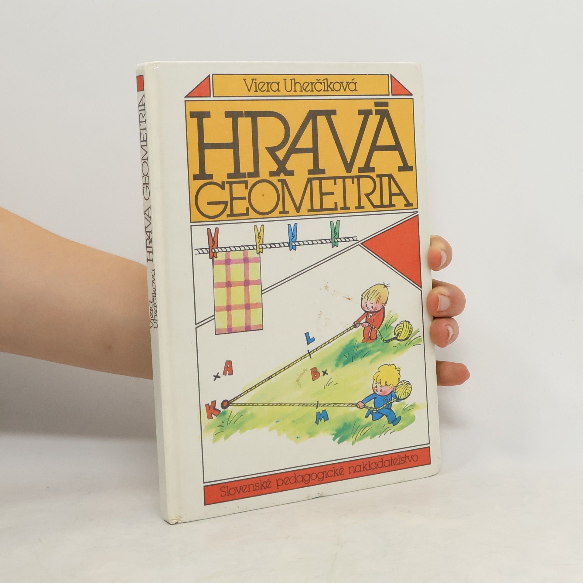 Viera Uherčíková Hravá geometria