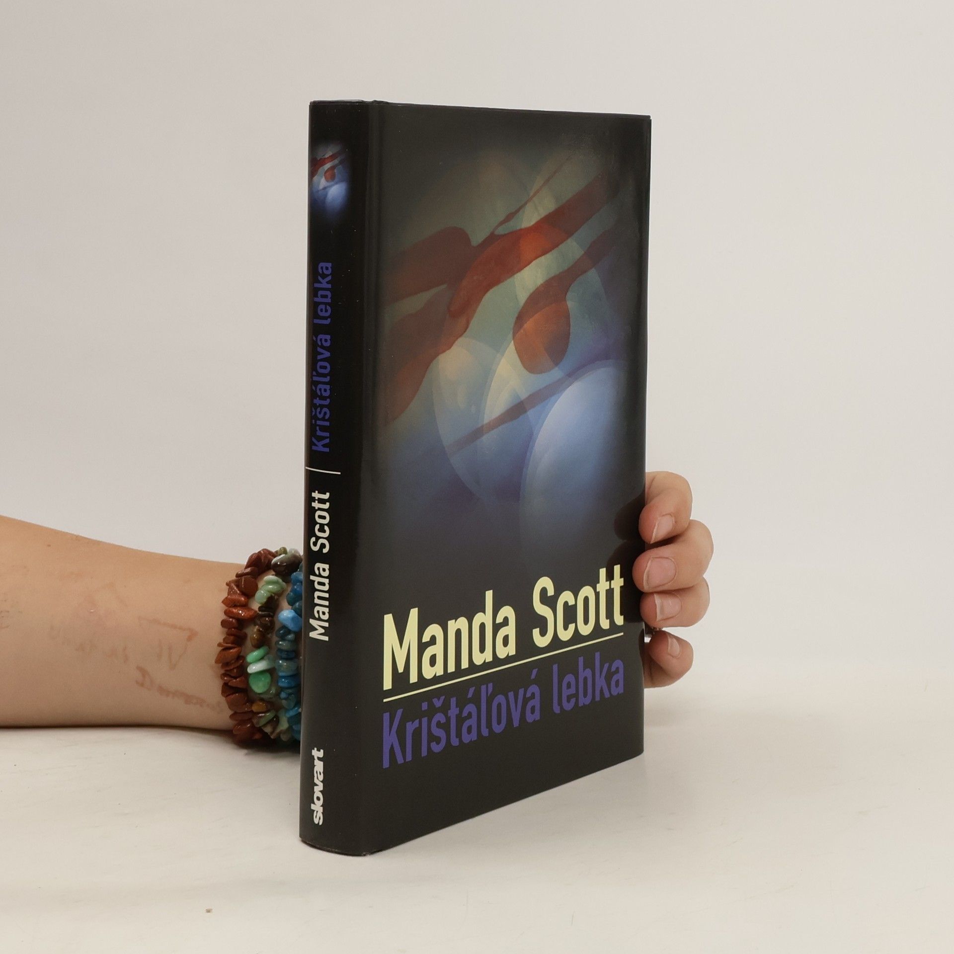 Manda Scott Krištáľová lebka
