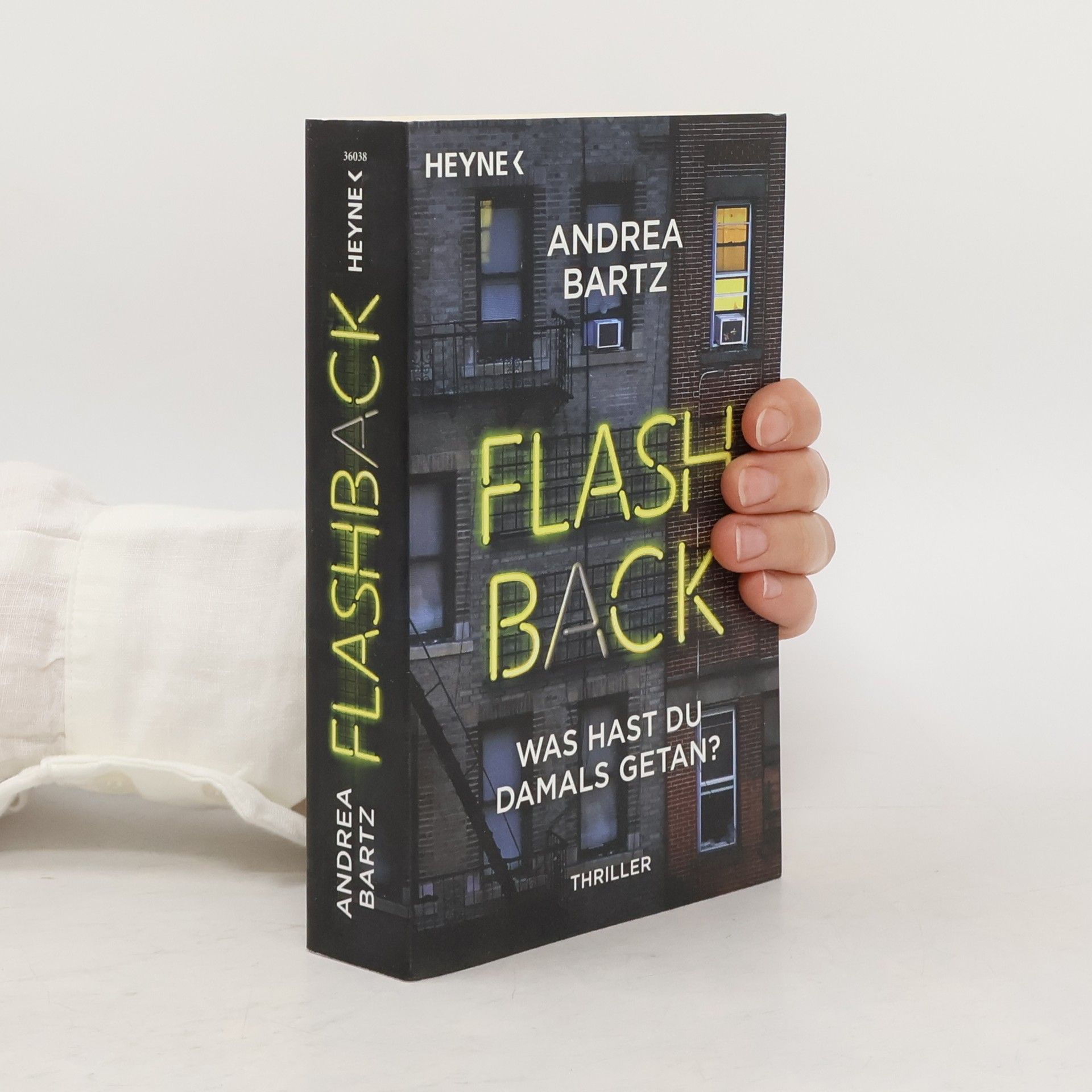 Andrea Bartz Flashback
