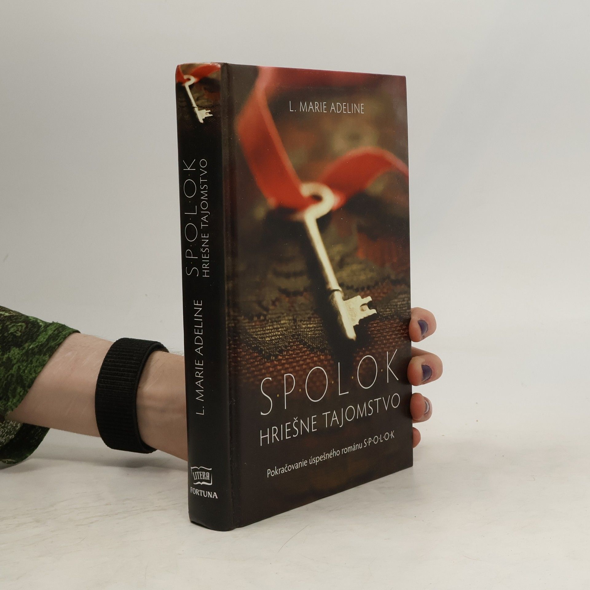 L. Marie Adeline Spolok hriešné tajomstvo