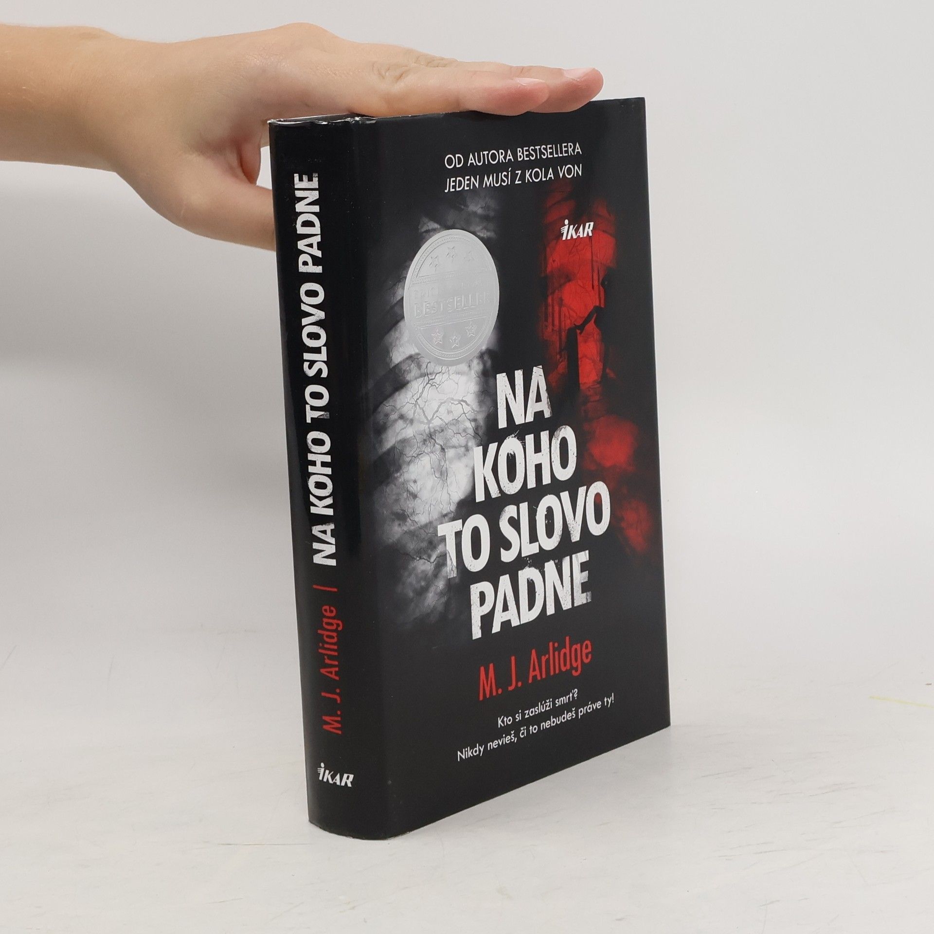 M. J. Arlidge Na koho to slovo padne