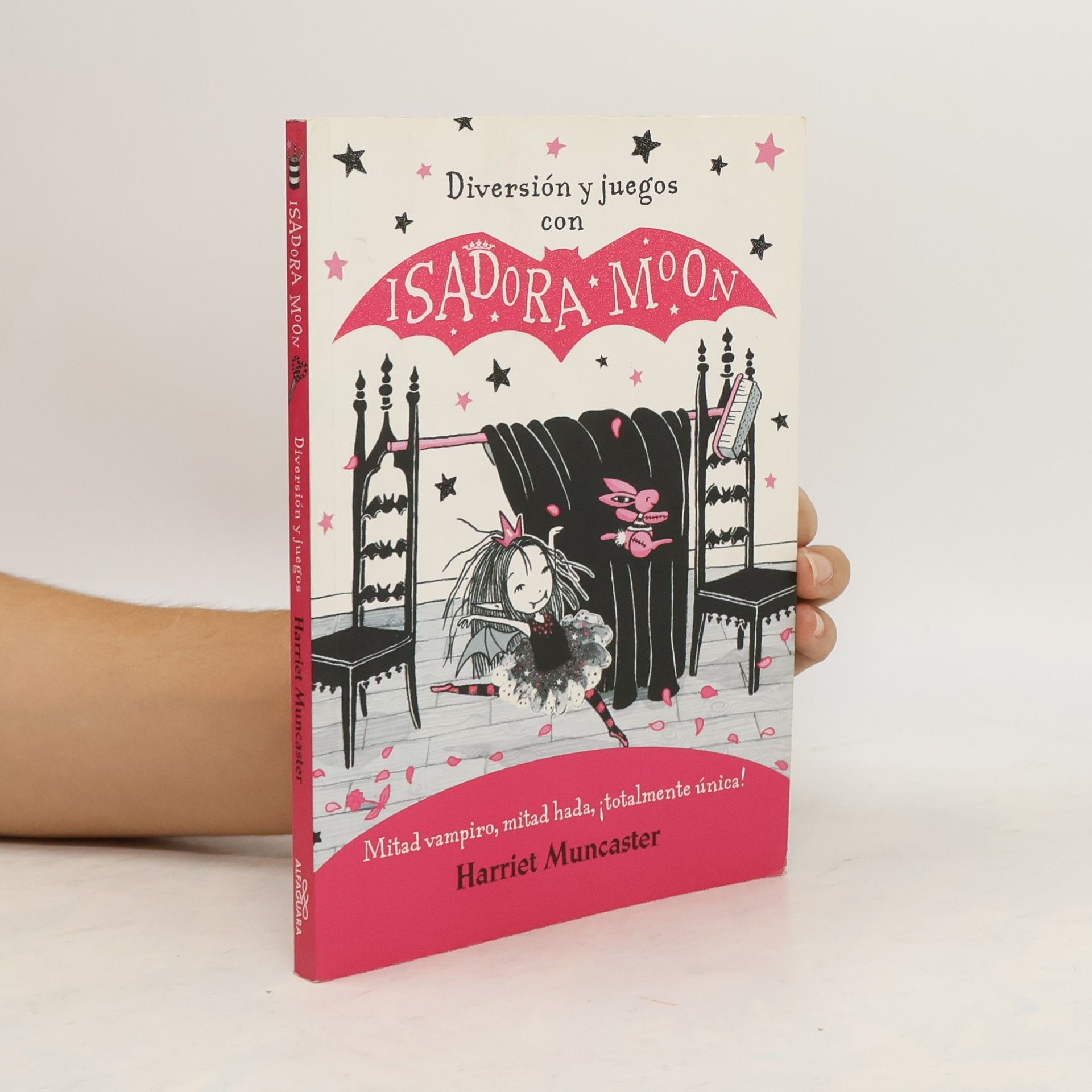 Harriet Muncaster Diversión y juegos con Isadora Moon