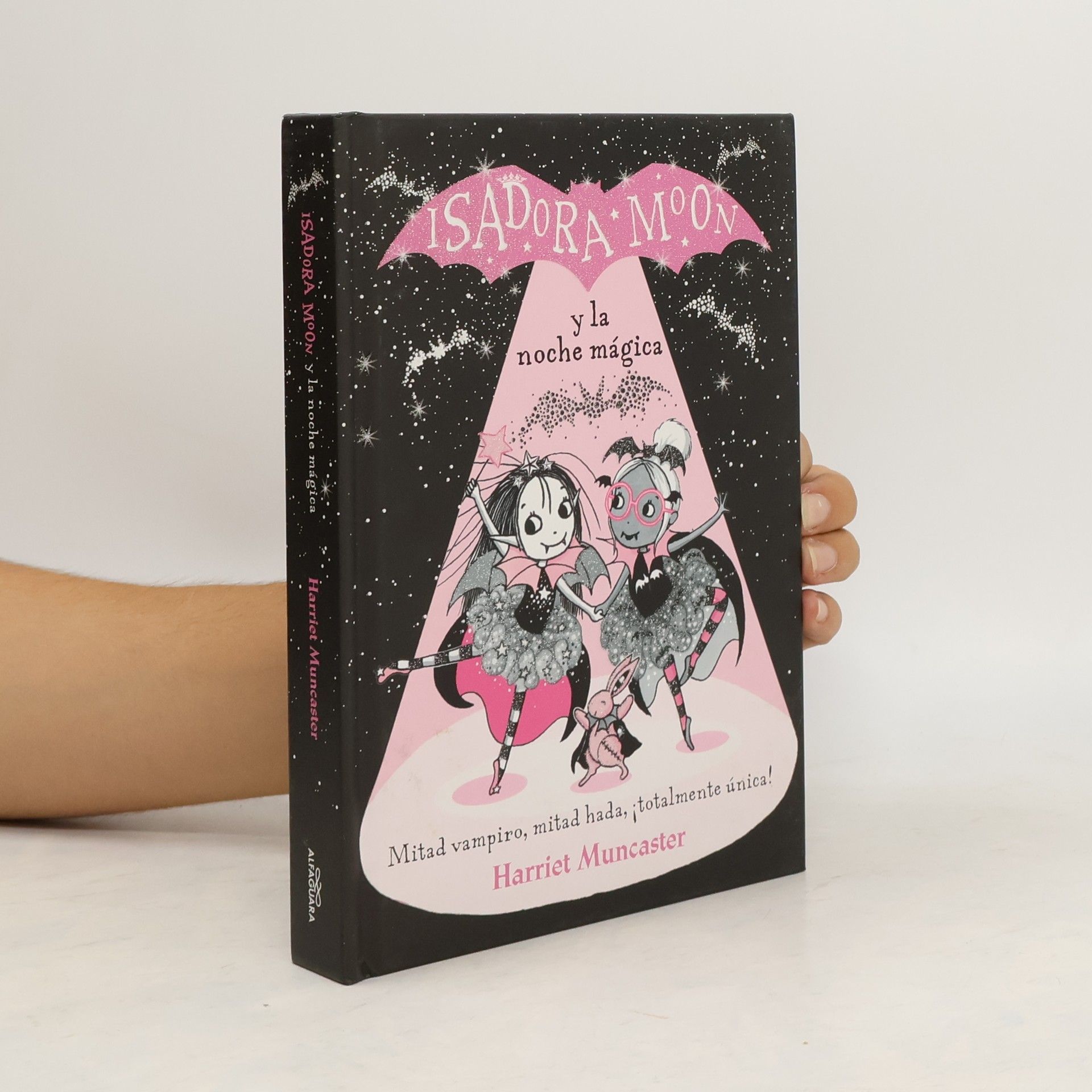 Harriet Muncaster Isadora Moon y la noche mágica