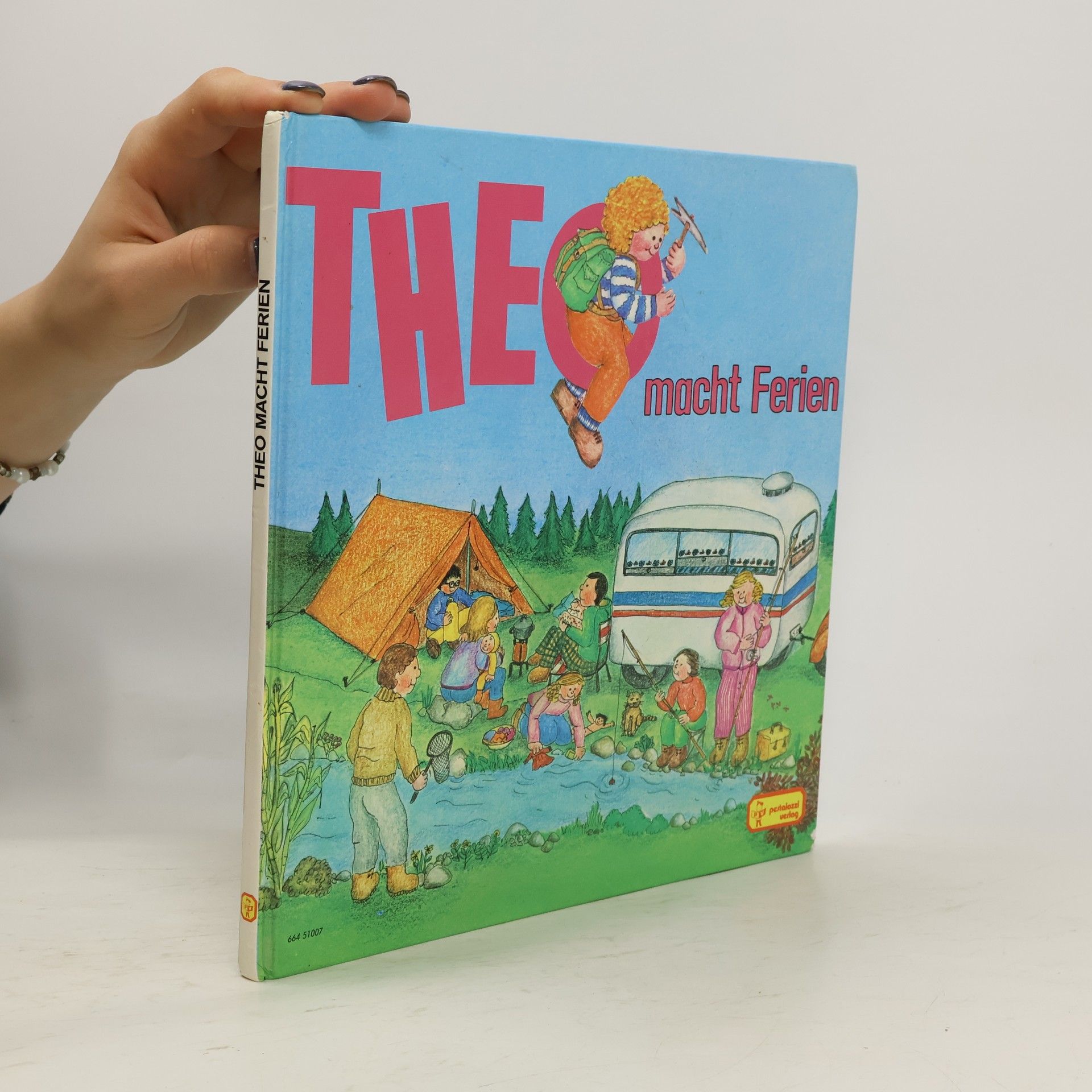 Violeta Denou Theo macht Ferien