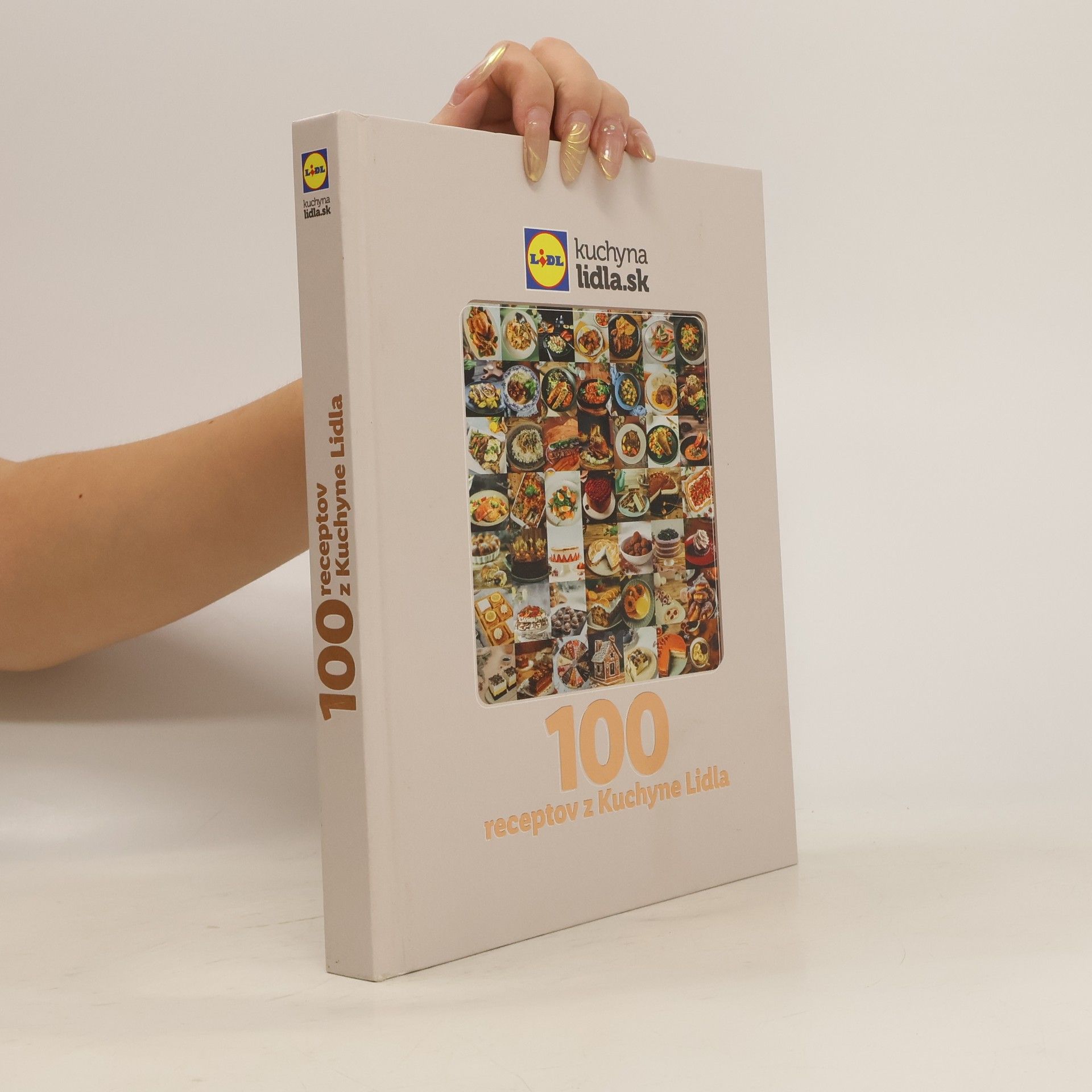 Collectif d'auteurs 100 receptov z Kuchyne Lidla