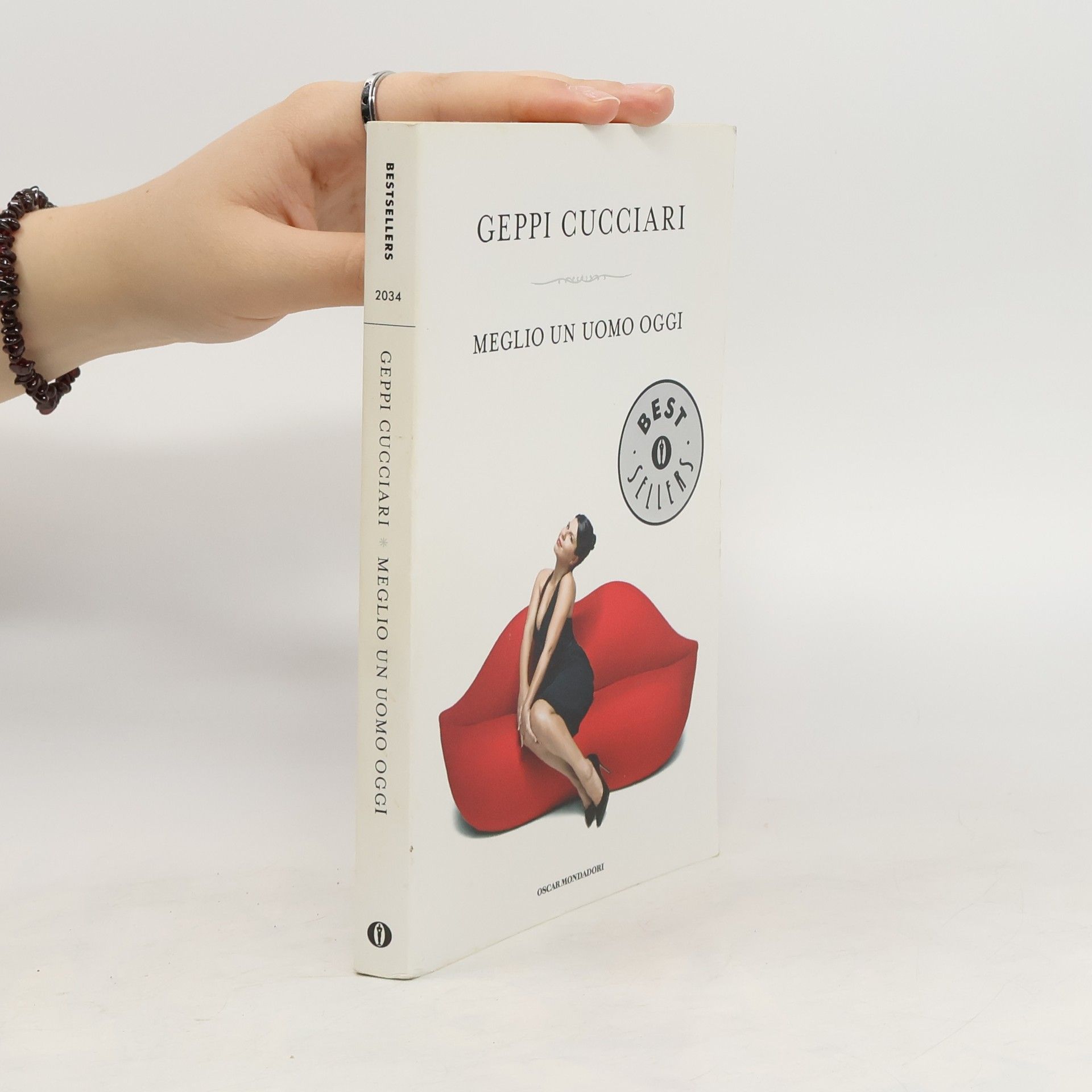 Geppi Cucciari Meglio un uomo oggi