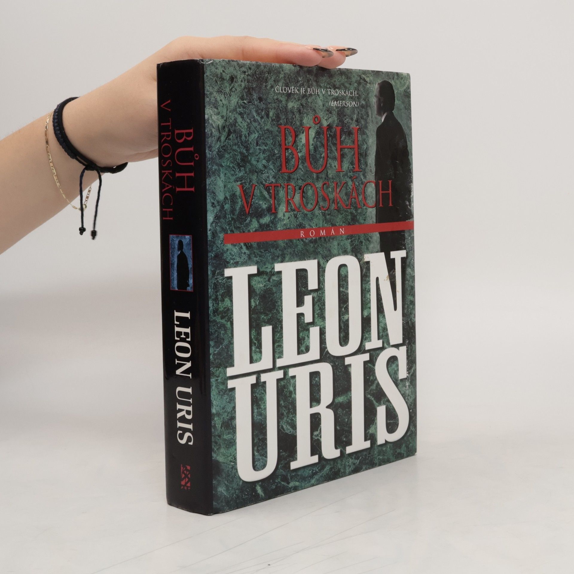 Leon Uris Bůh v troskách