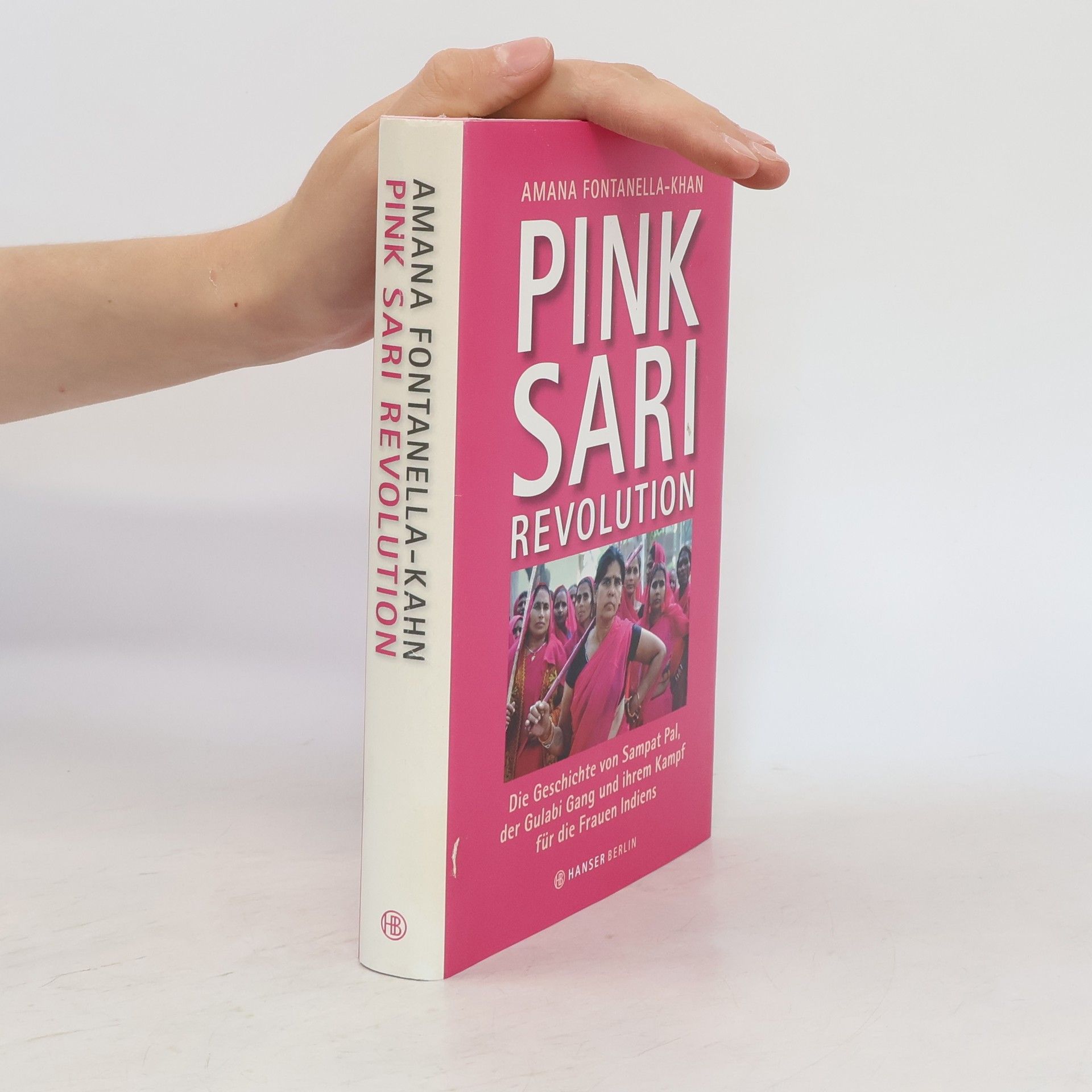 Amana Fontanella-Khan Pink-Sari-Revolution
