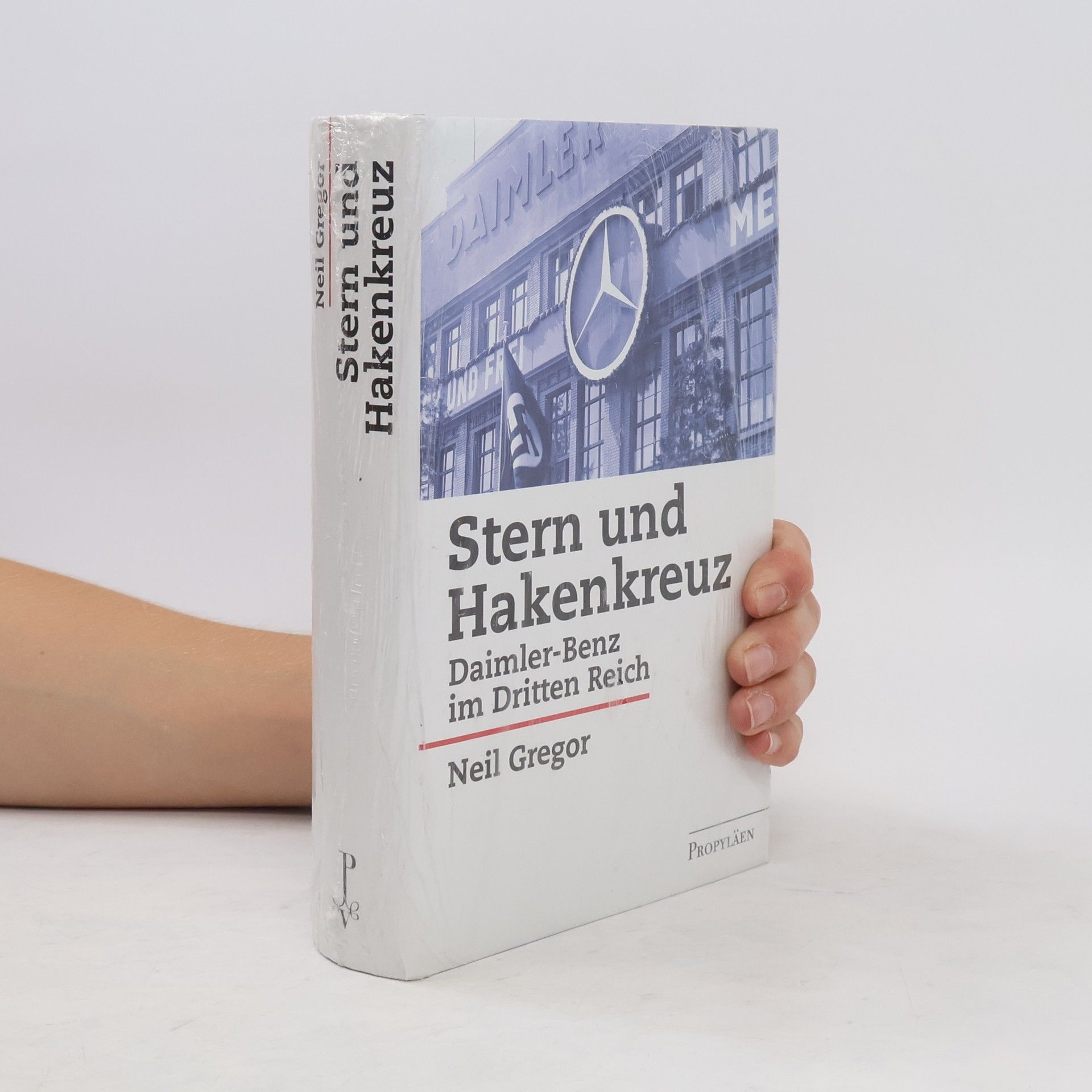 Neil Gregor Stern und Hakenkreuz
