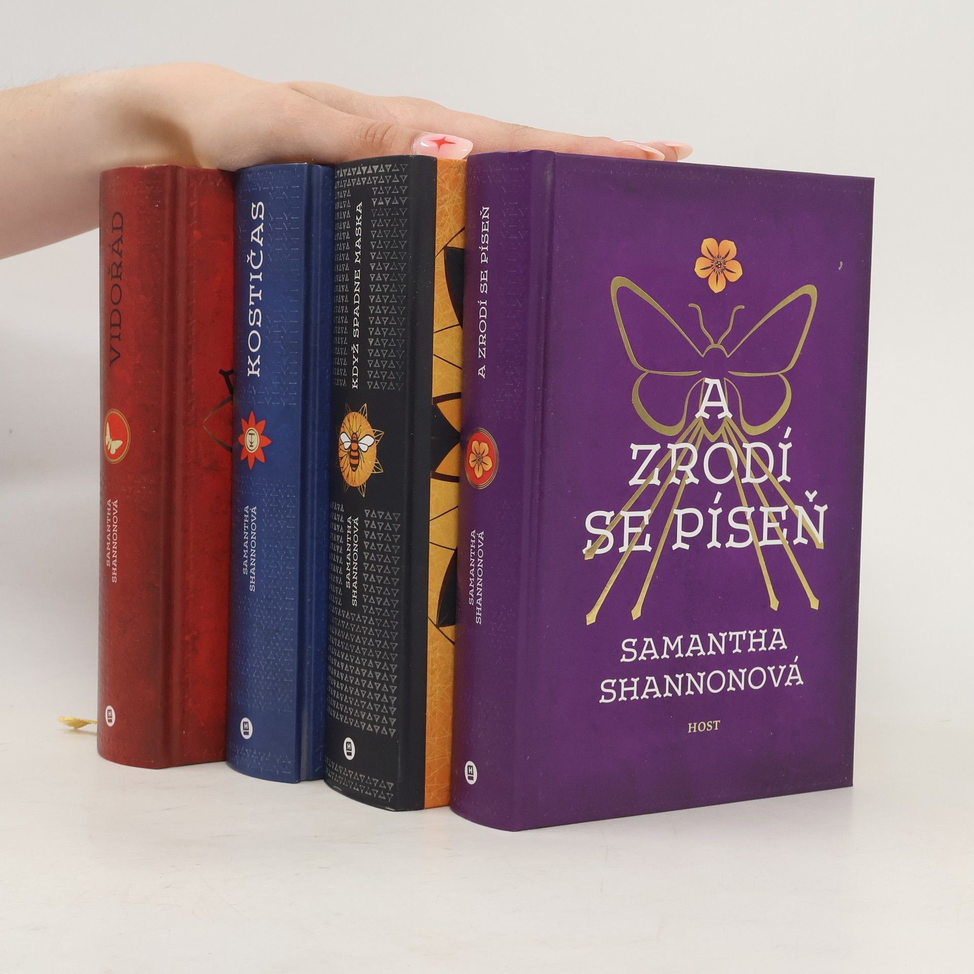 Samantha Shannon Kostičas 1.-4. díl