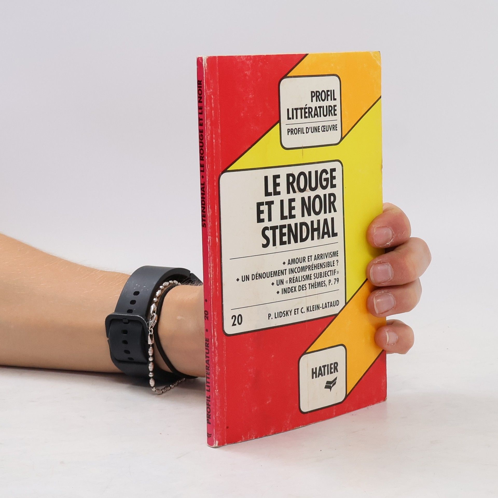 Stendhal Le rouge et le noir, Stenthal : analyse critique