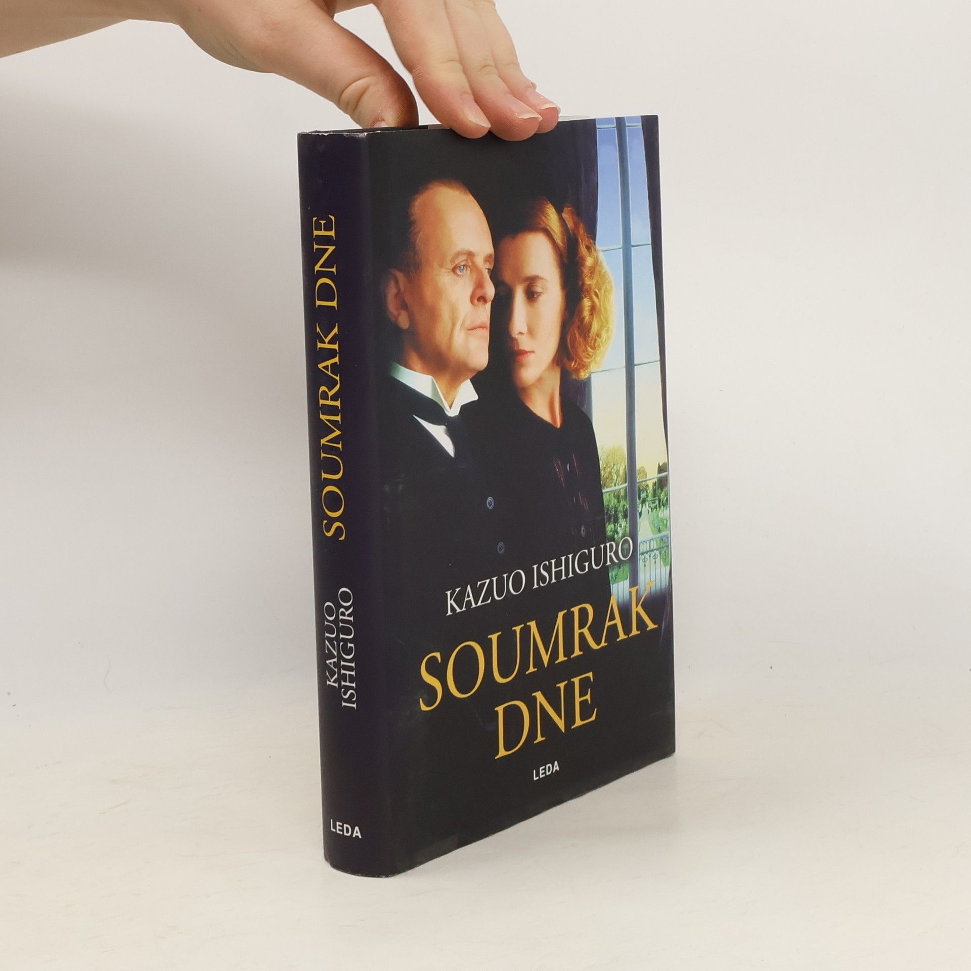 Kazuo Ishiguro Soumrak dne