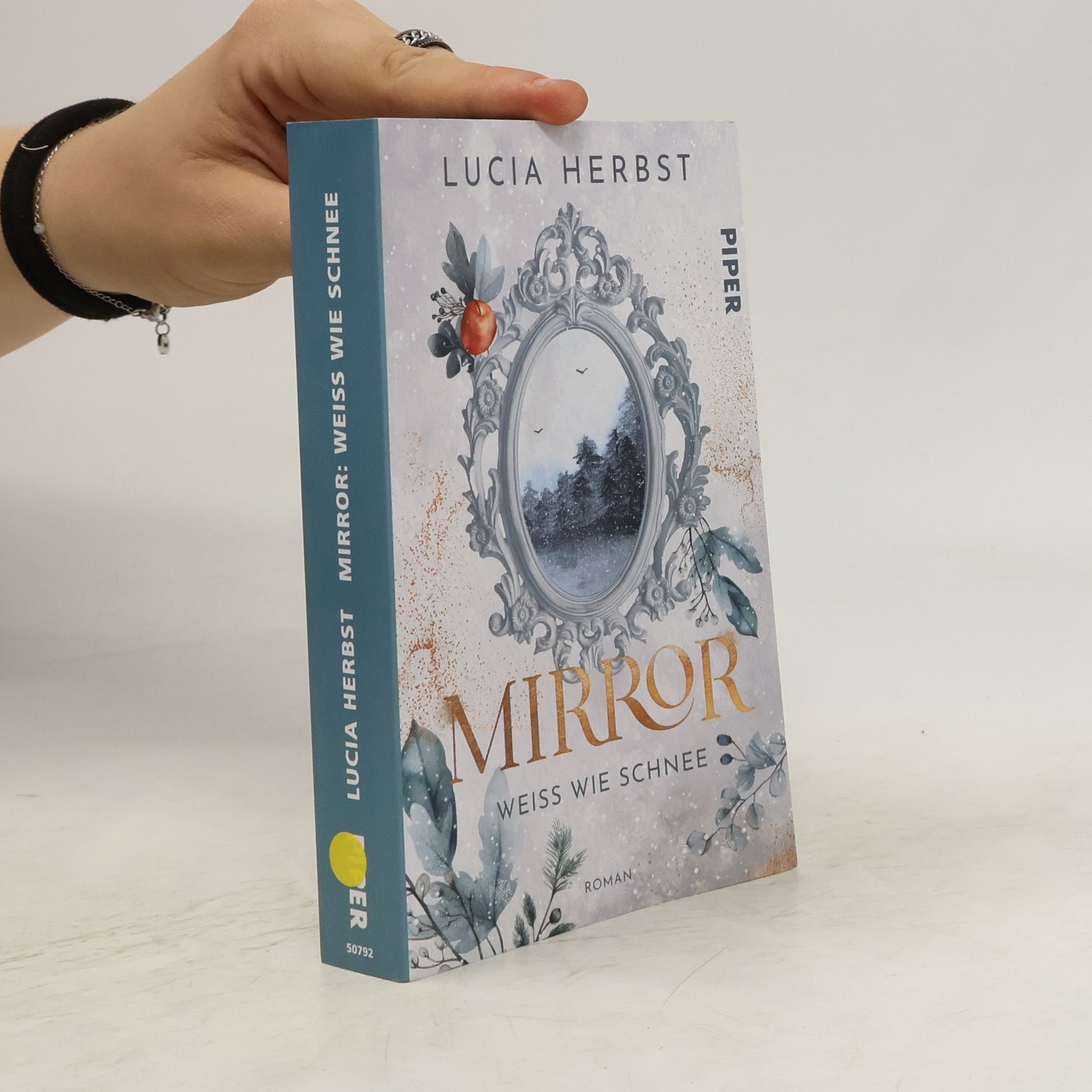 Mirror: Weiß wie Schnee