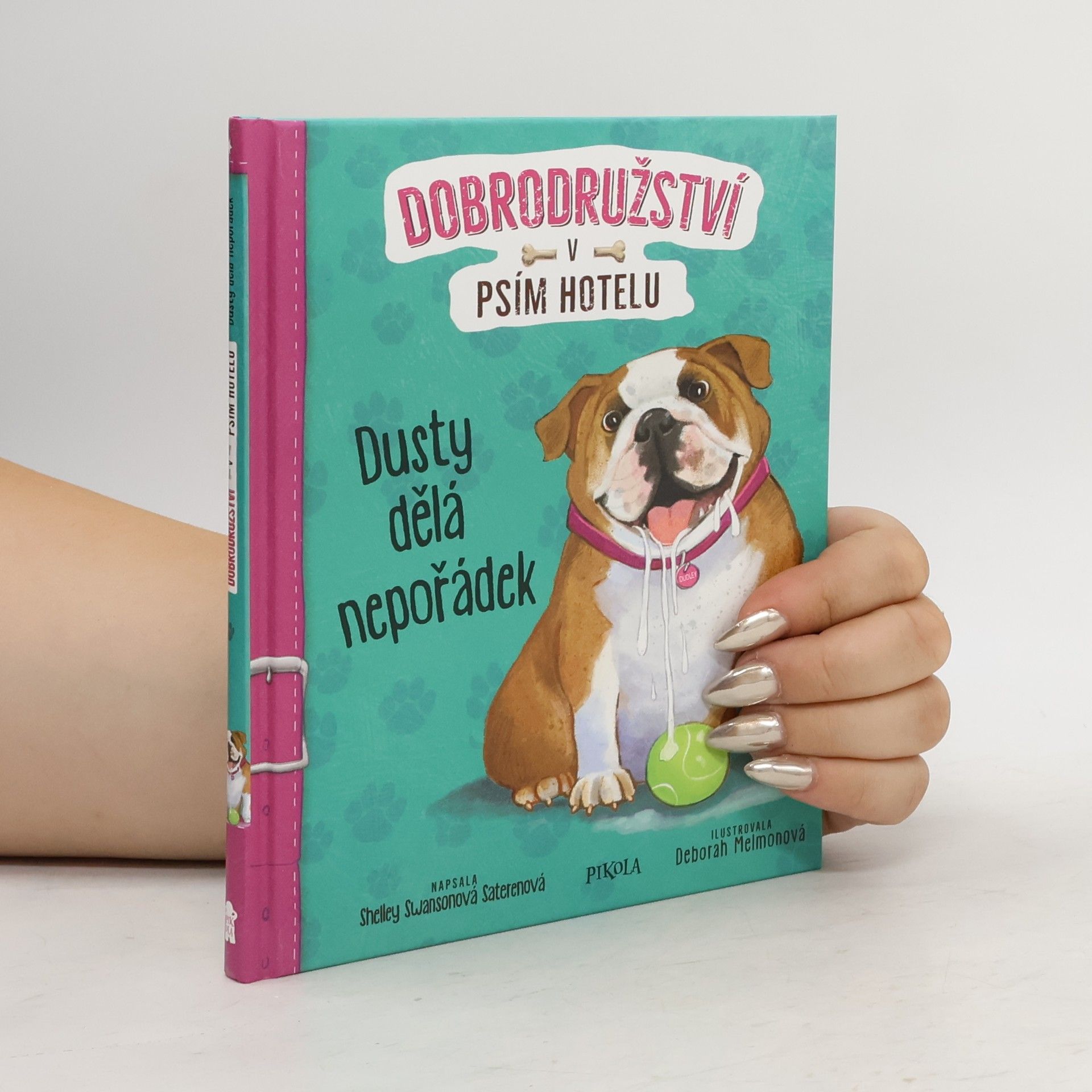 Shelley Swanson Sateren Dusty dělá nepořádek