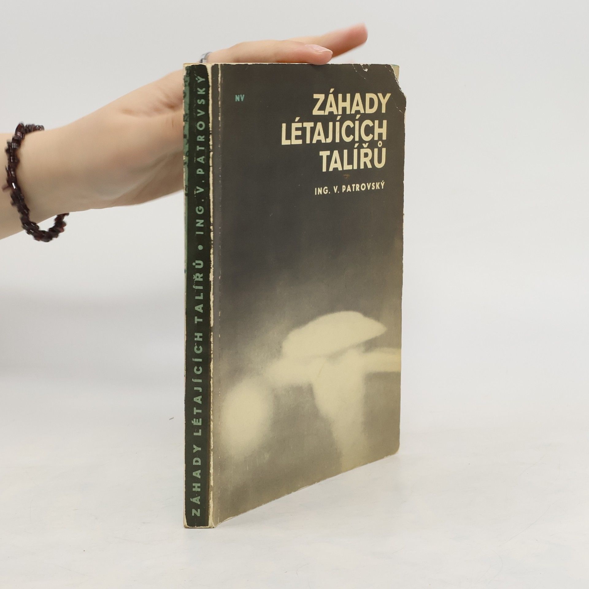 Věnceslav Patrovský Záhady létajících talířů