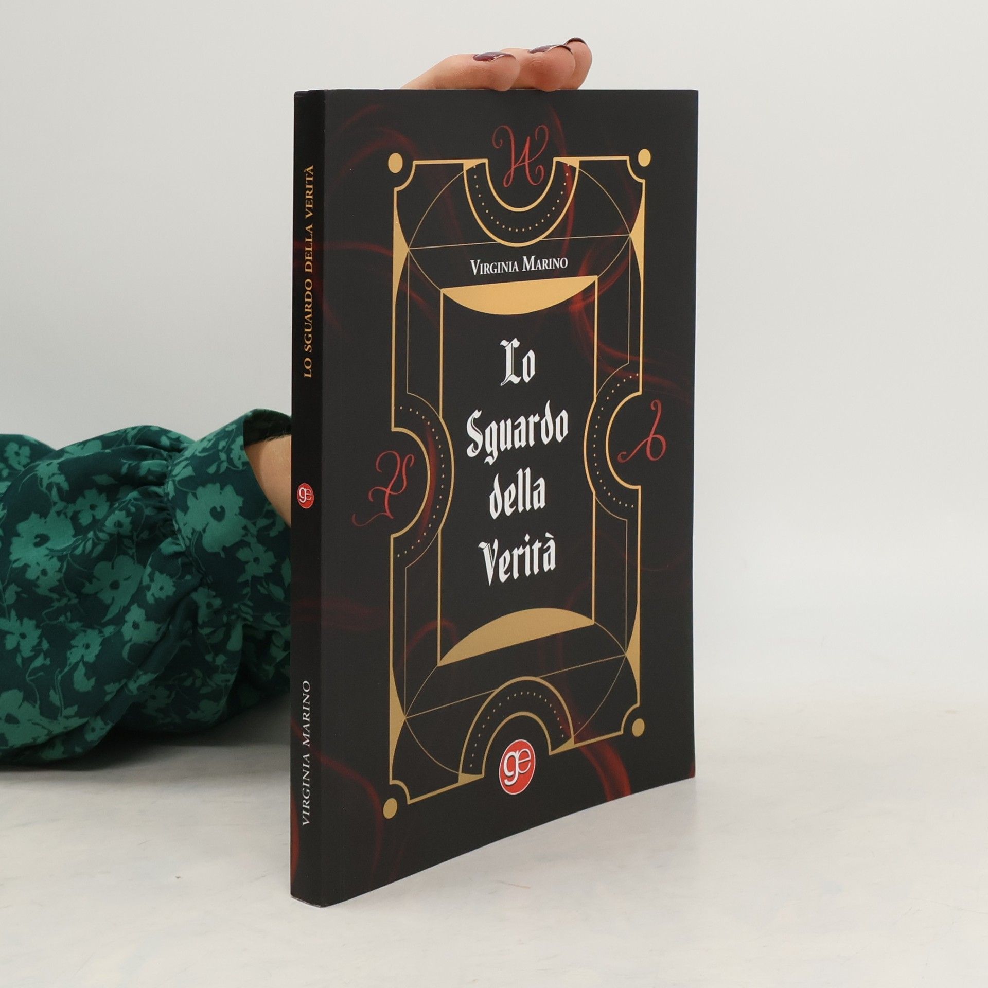 Virginia Marino Lo sguardo della verità