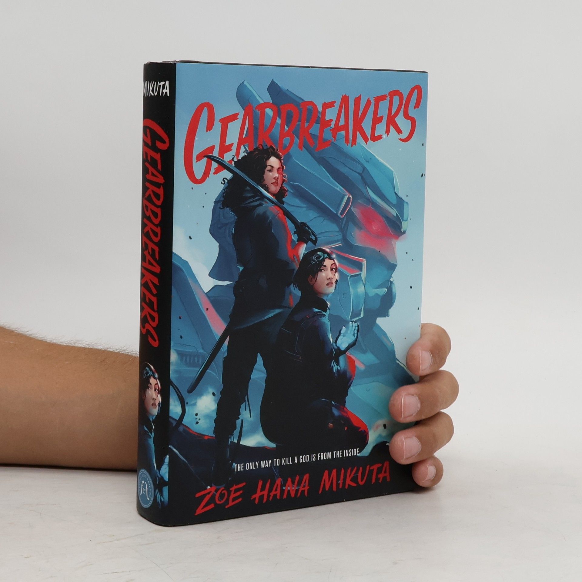Zoe Hana Mikuta Gearbreakers