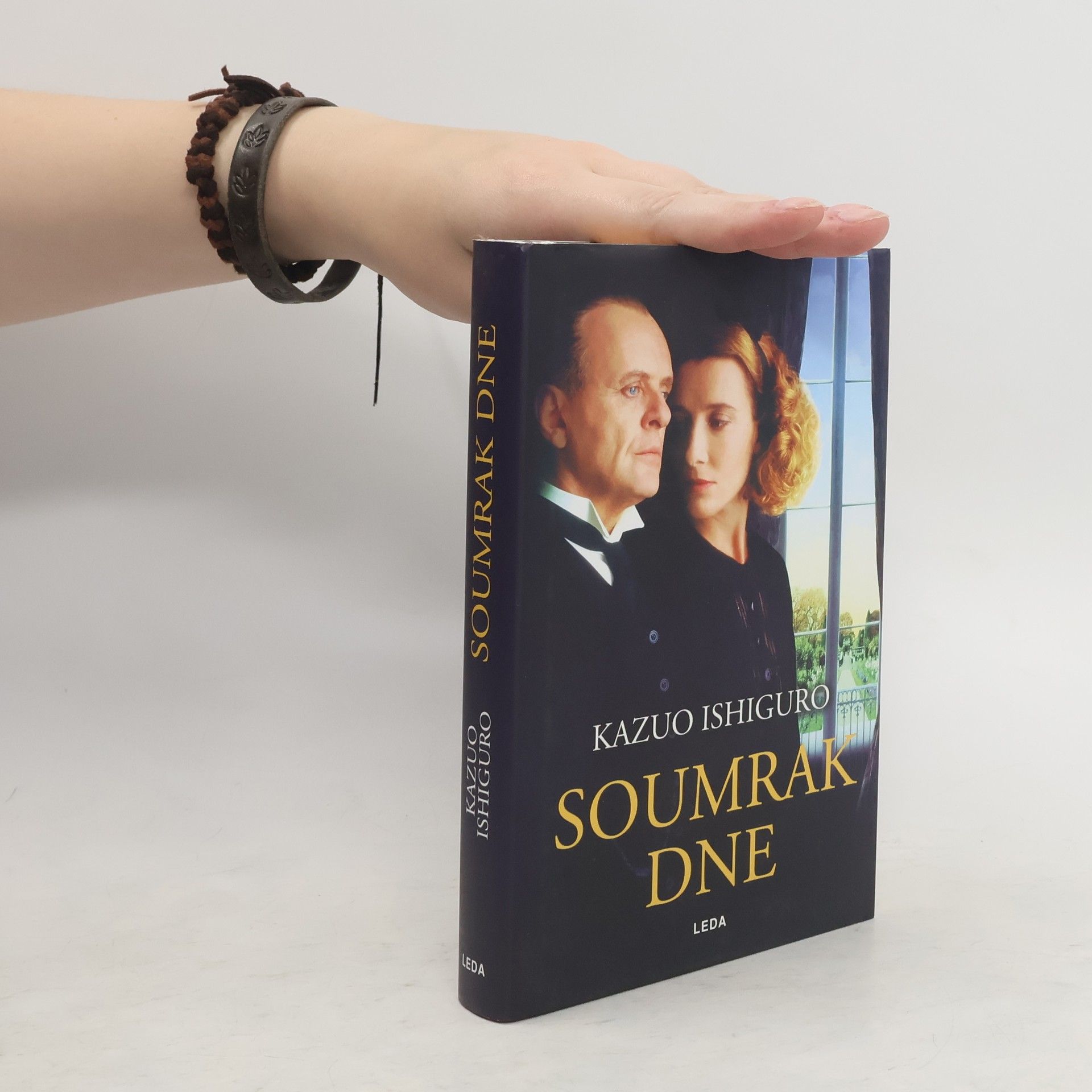 Kazuo Ishiguro Soumrak dne