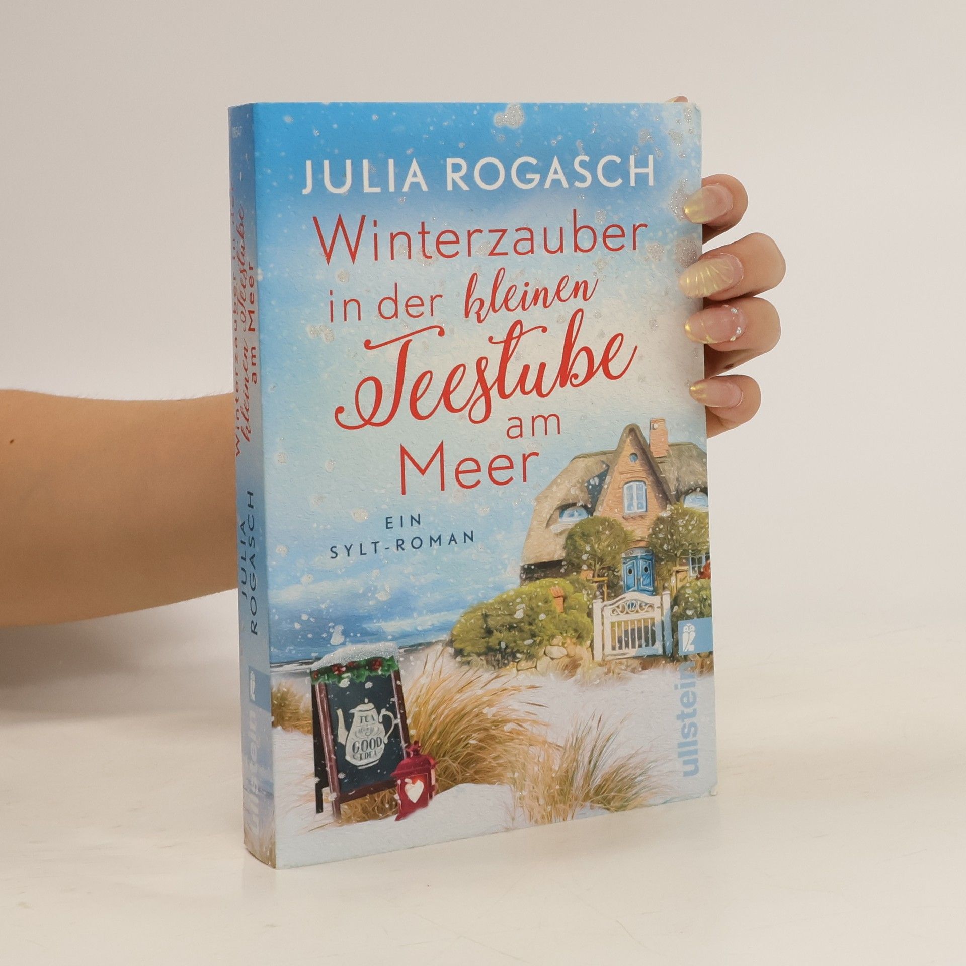 Julia Rogasch Winterzauber in der kleinen Teestube am Meer