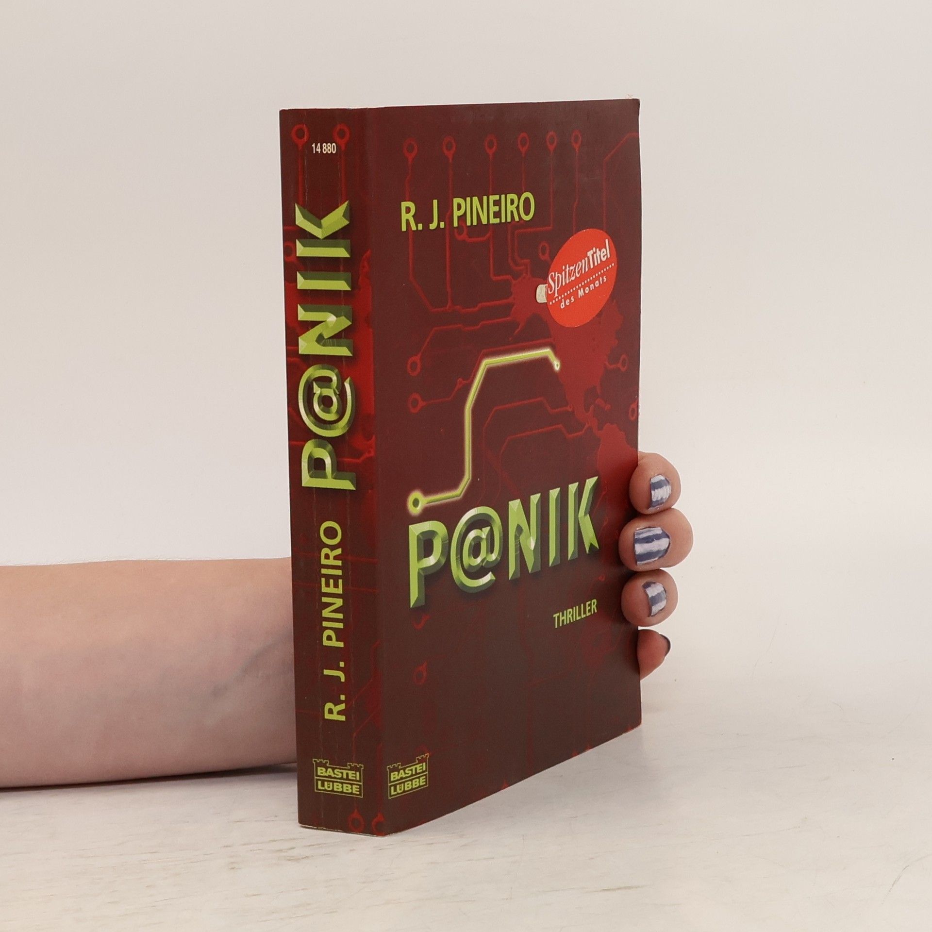 R. J. Pineiro Panik