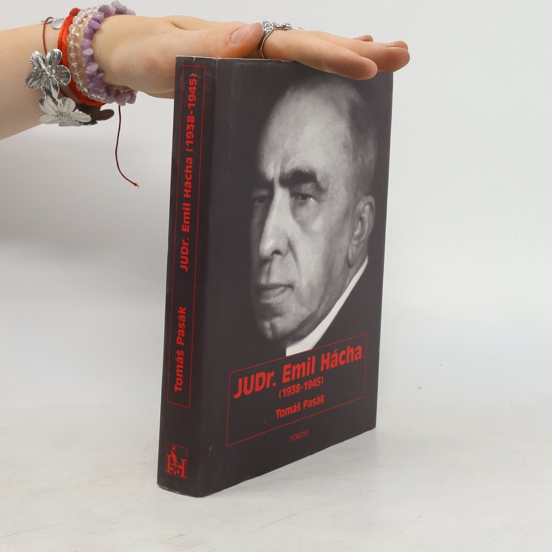 Tomáš Pasák JUDr. Emil Hácha : (1938-1945)
