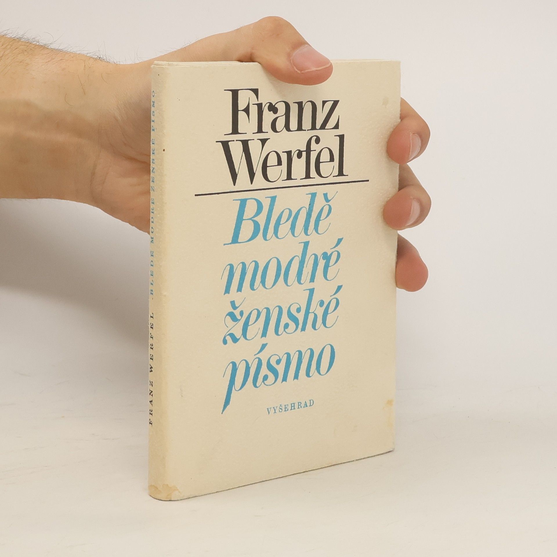 Franz Werfel Bledě modré ženské písmo