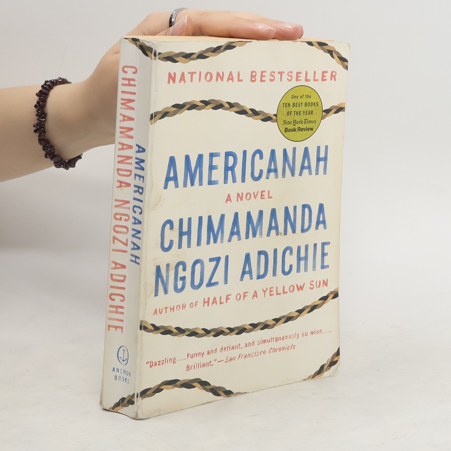 Chi­ma­man­da Ngo­zi Adi­chieová Americanah