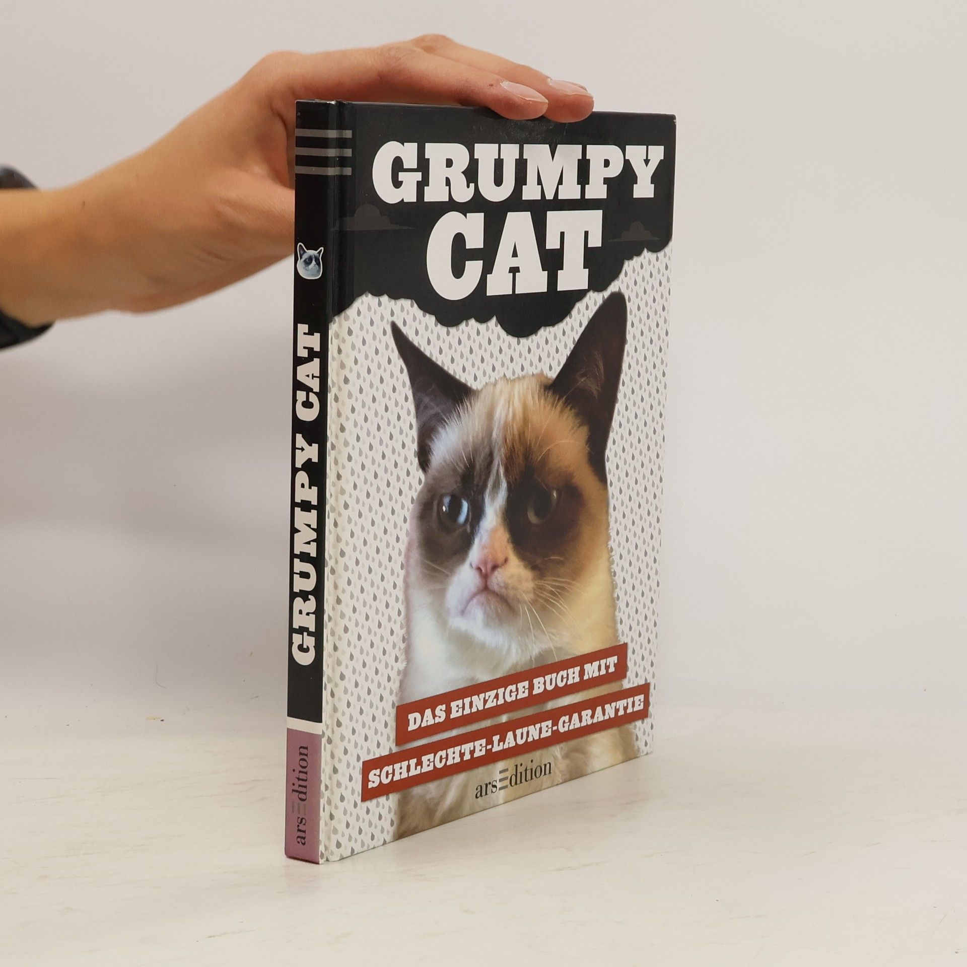 Tina Herold Grumpy Cat