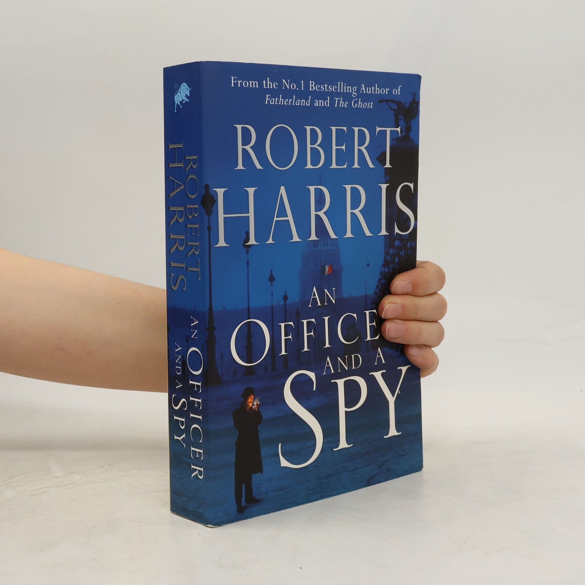 Robert Harris An officer and a spy