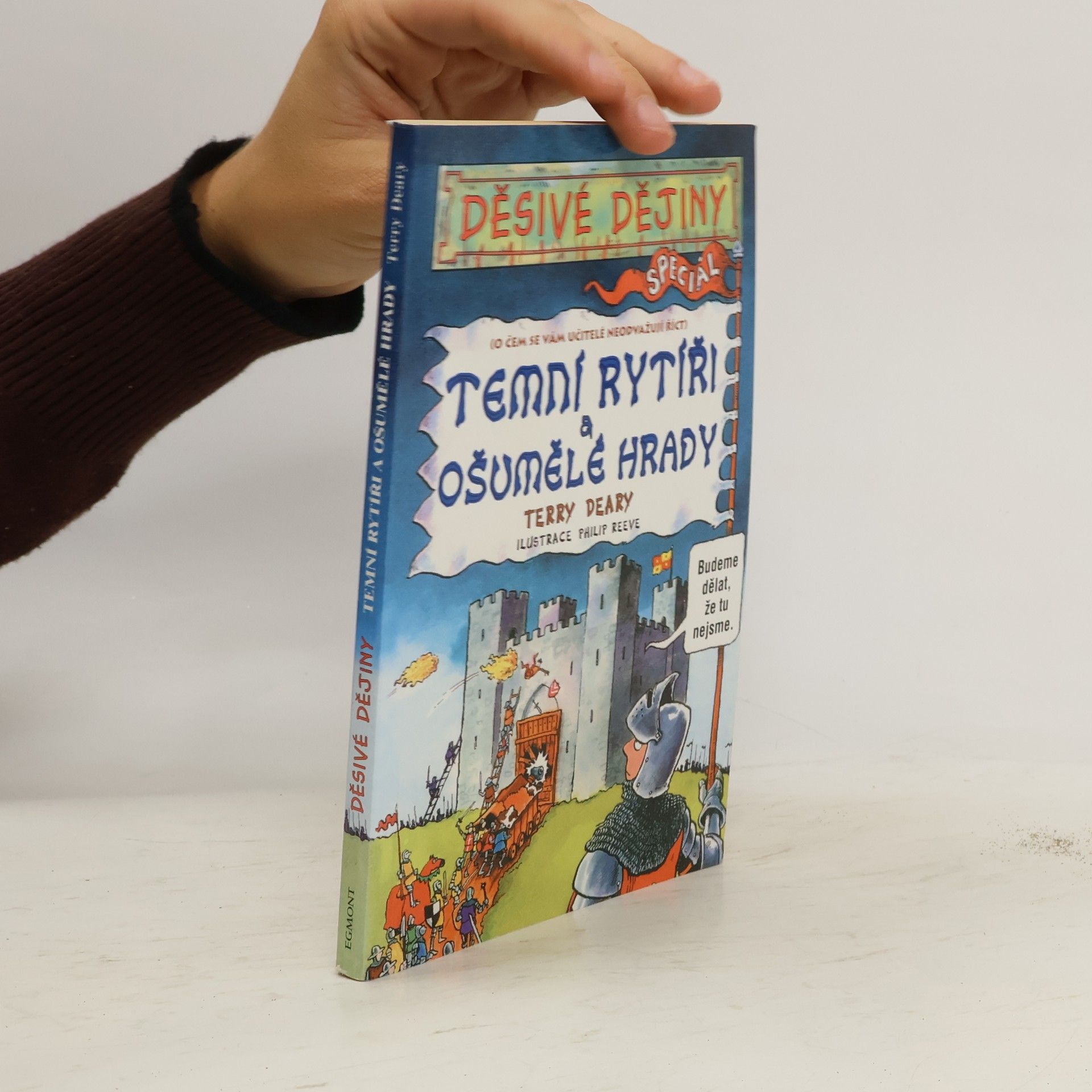 Terry Deary Temní rytíři a osamělé hrady