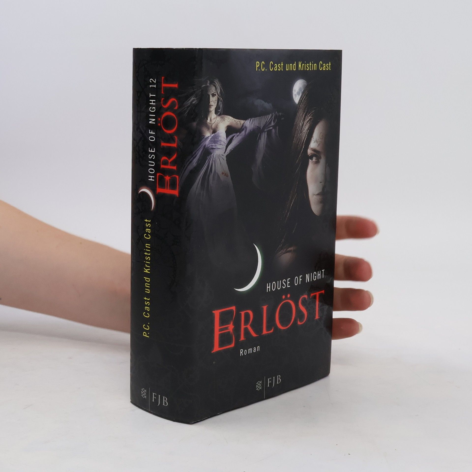 Phyllis Christine Cast Erlöst. House of Night