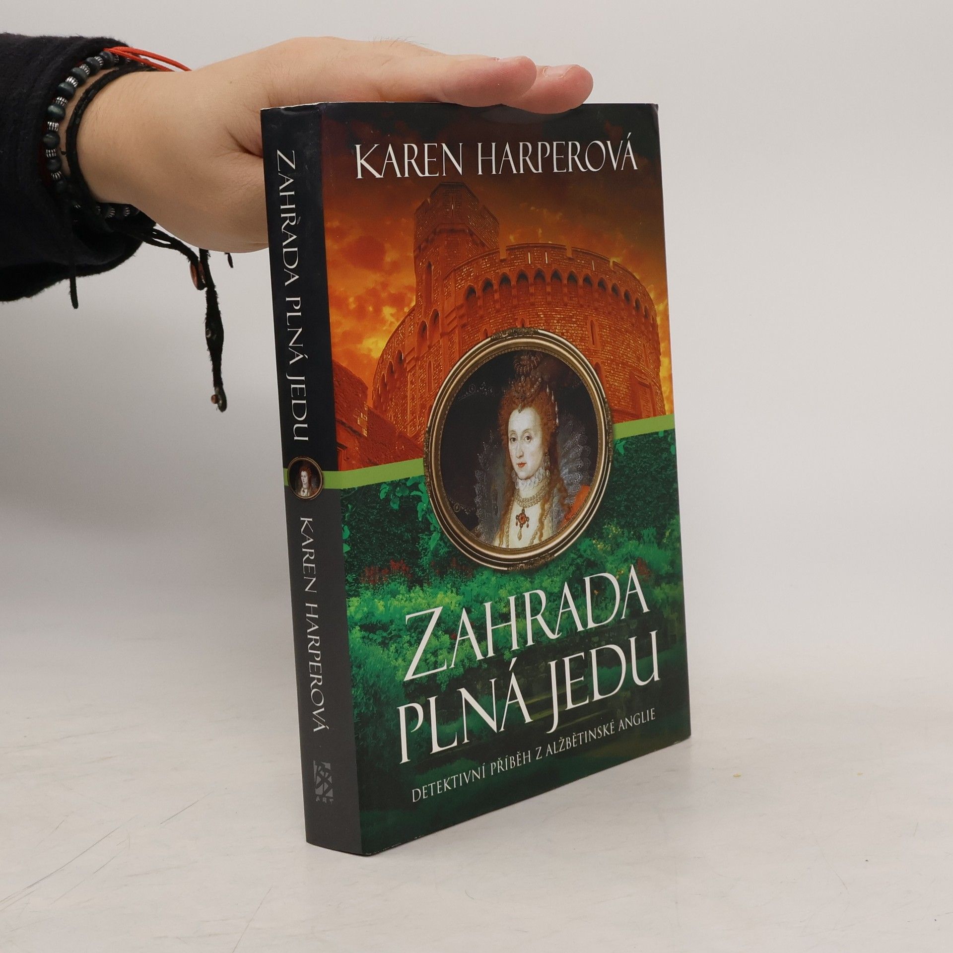 Karen Harper Zahrada plná jedu