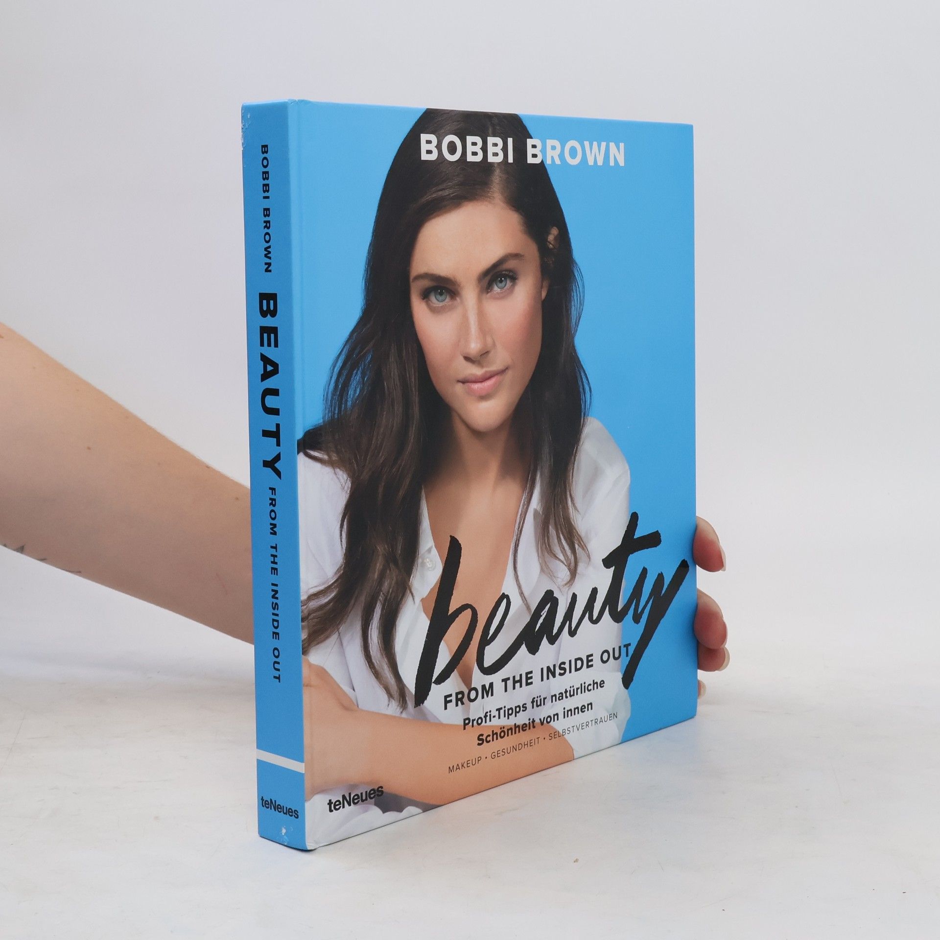 Bobbi Brown Beauty from the inside out