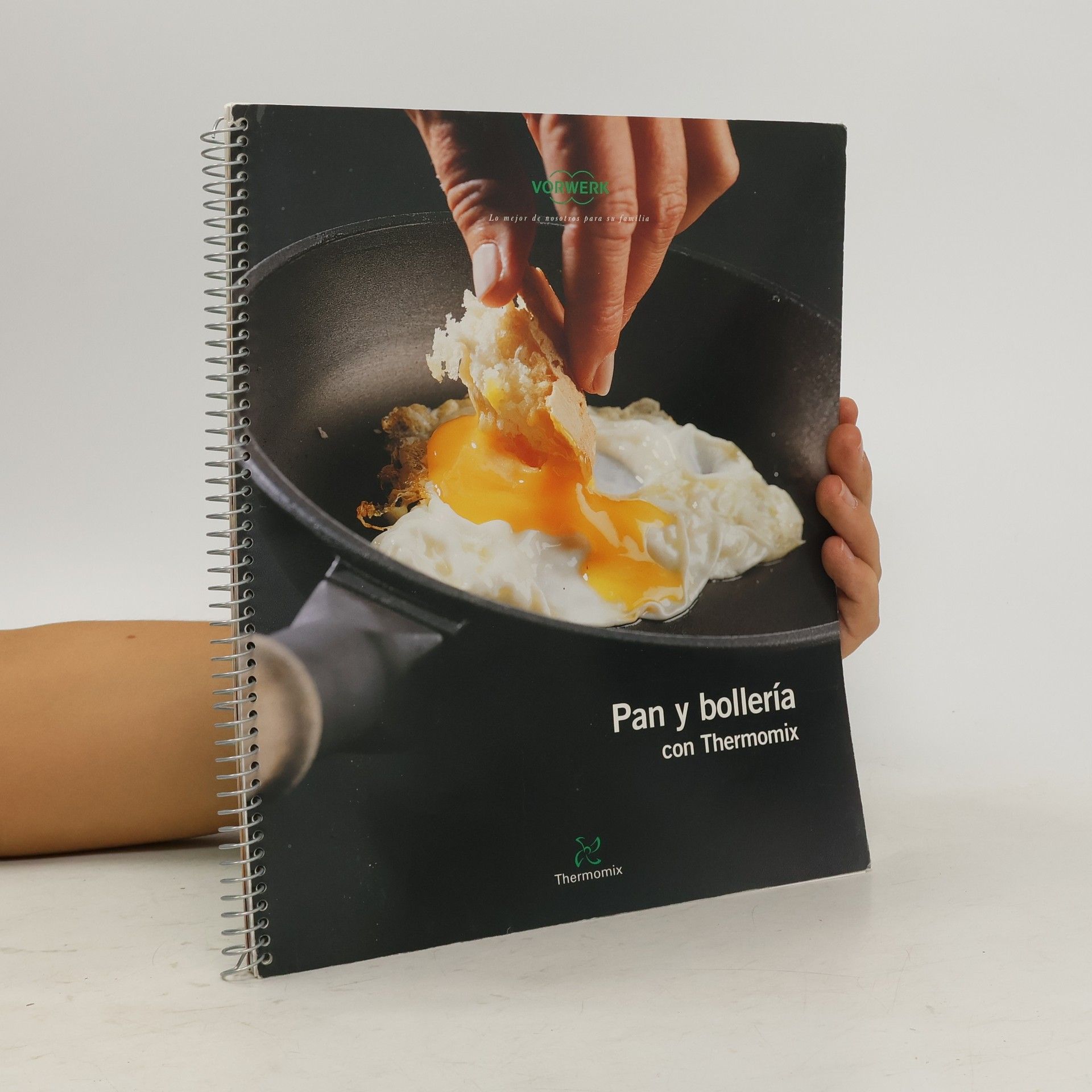 Autores varios Pan y bollería con Thermomix