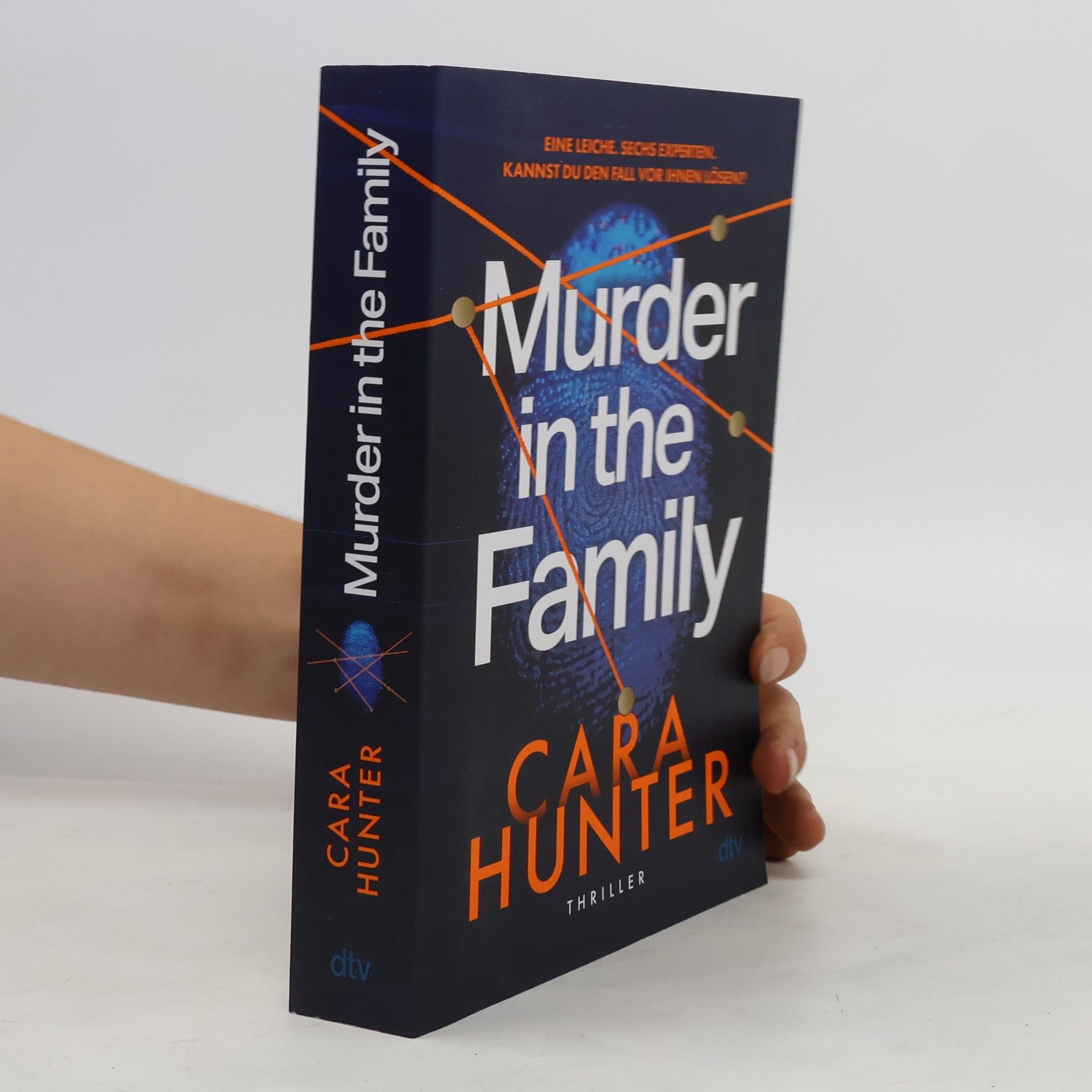 Cara Hunter Murder in the family