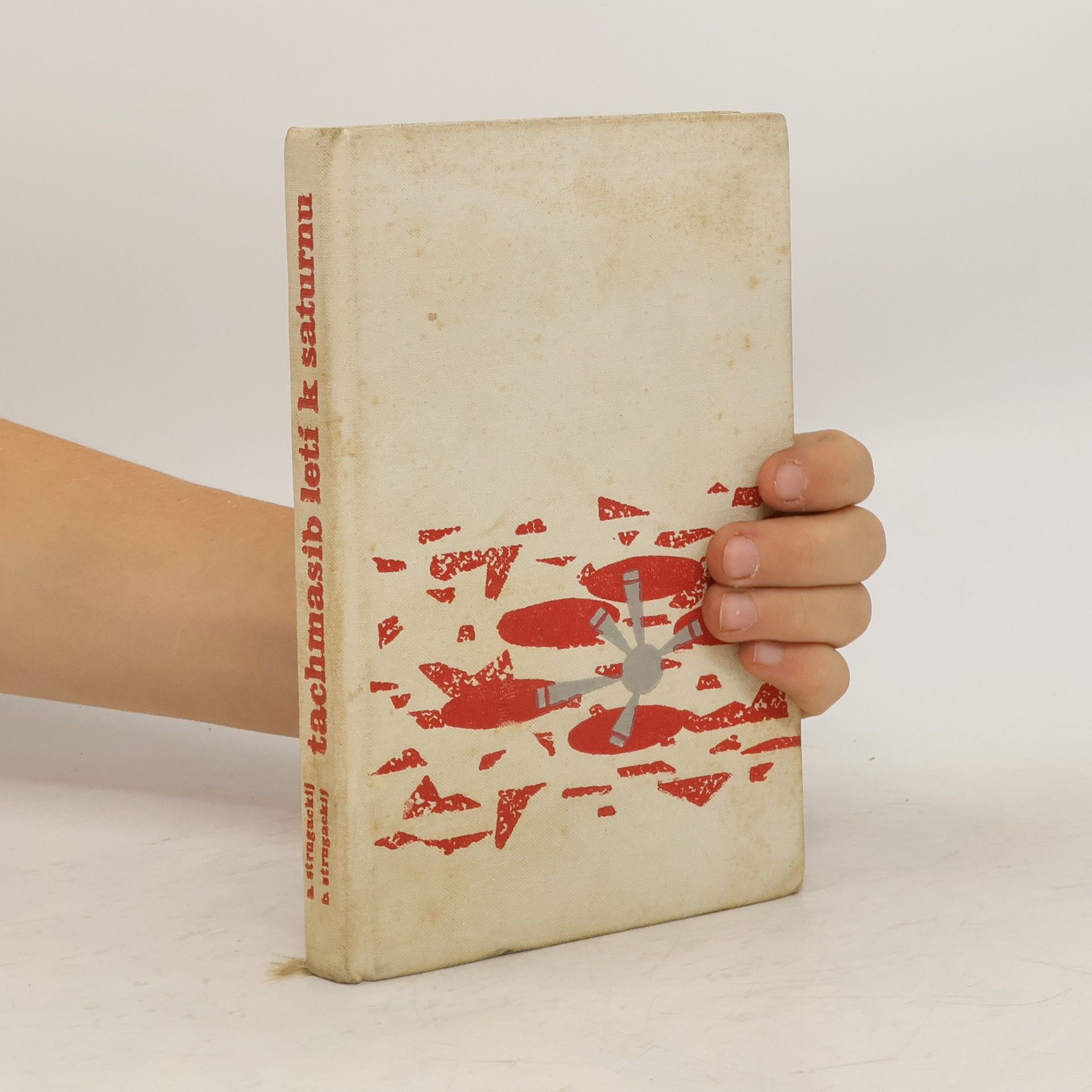 Arkady Strugatsky Tachmasib letí k Saturnu