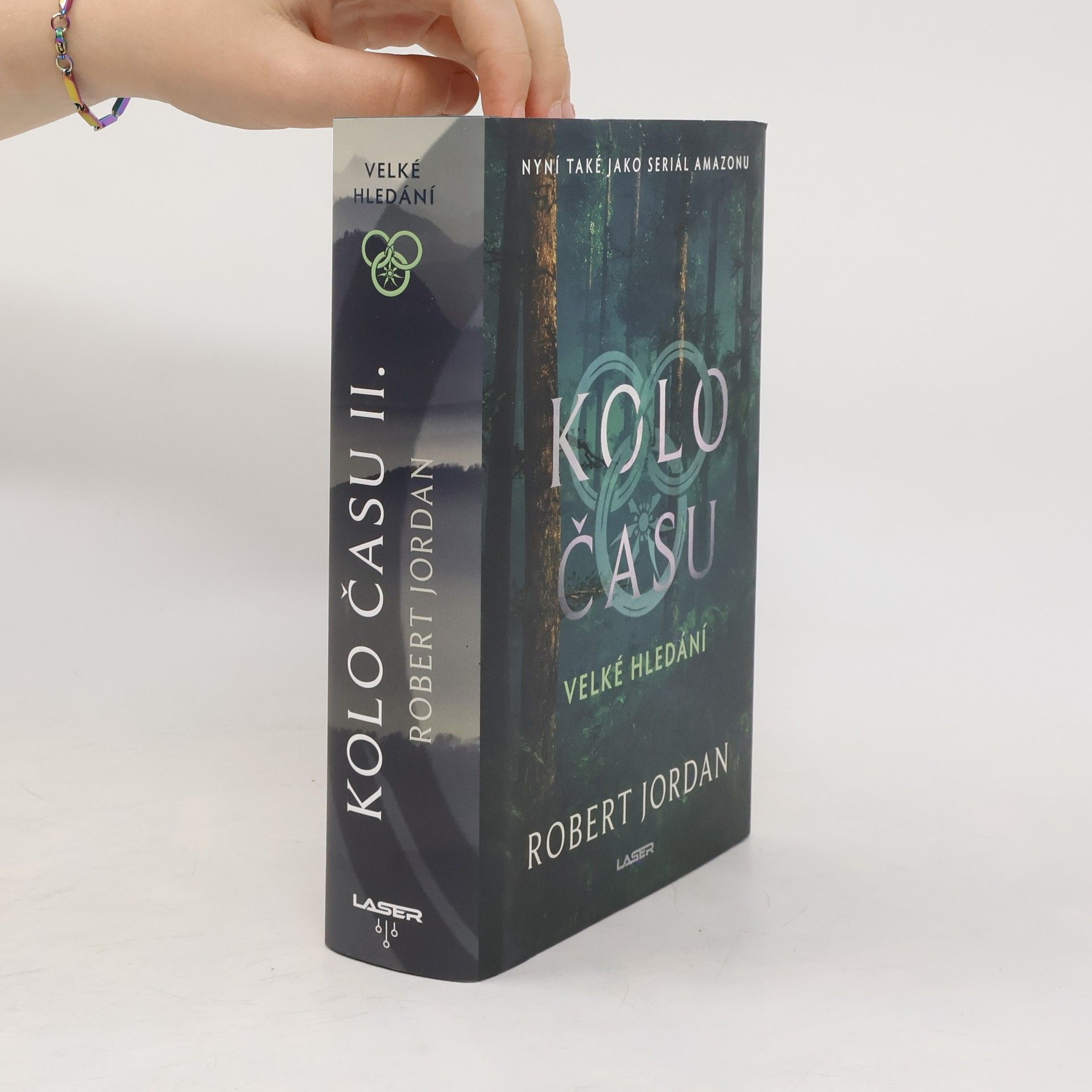 Robert Jordan Kolo času. Velké hledání