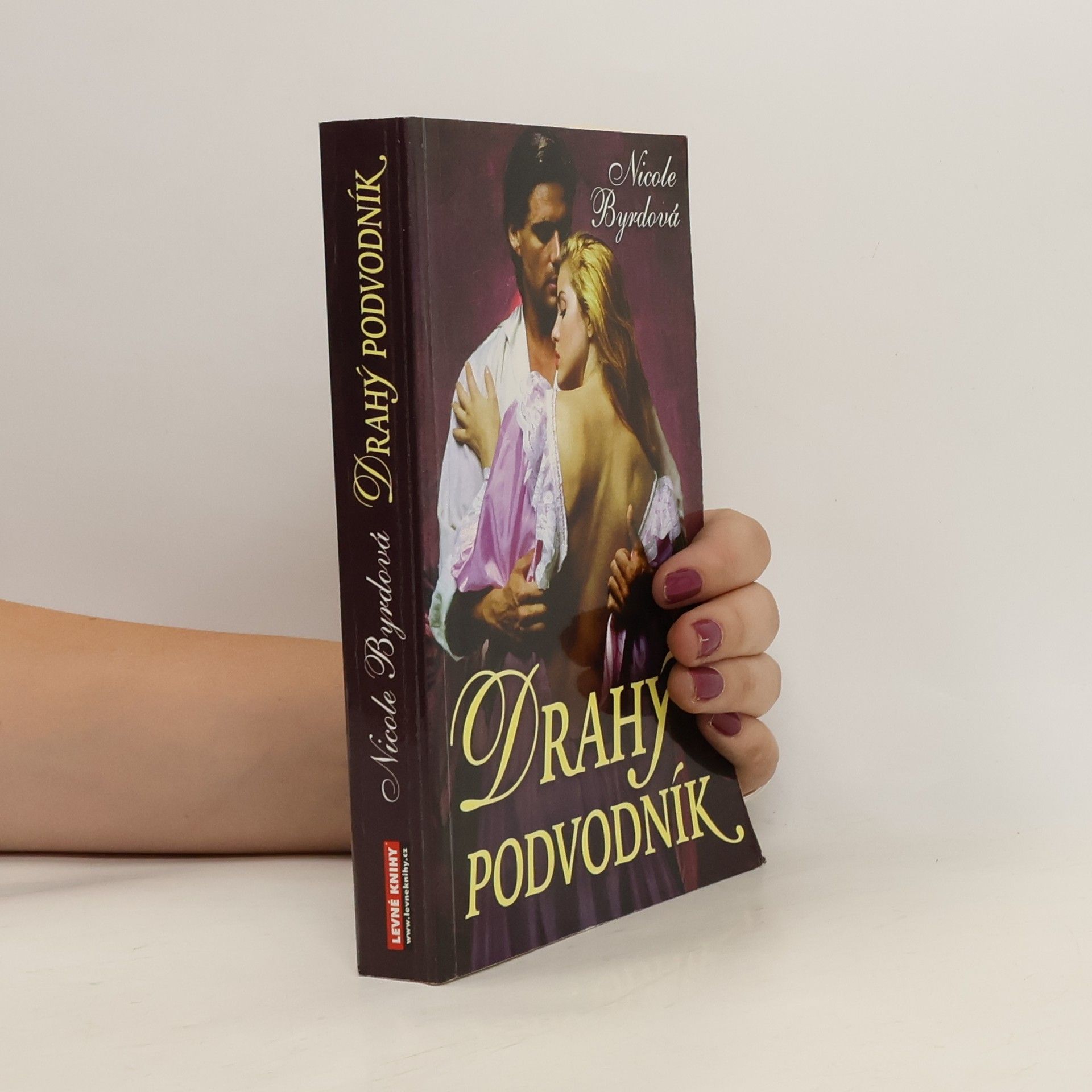 Nicole Byrd Drahý podvodník