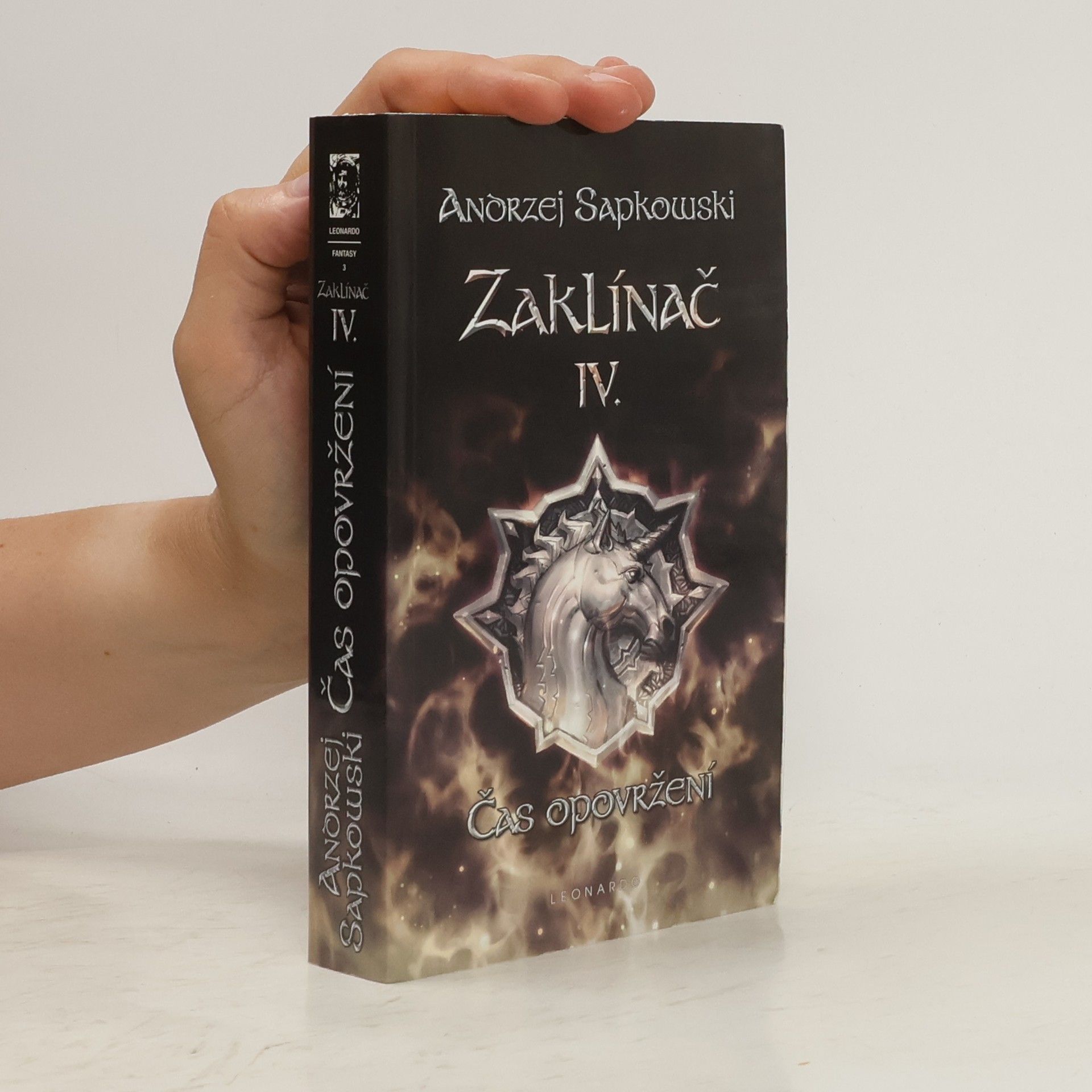 Andrzej Sapkowski Zaklínač IV. Čas opovržení