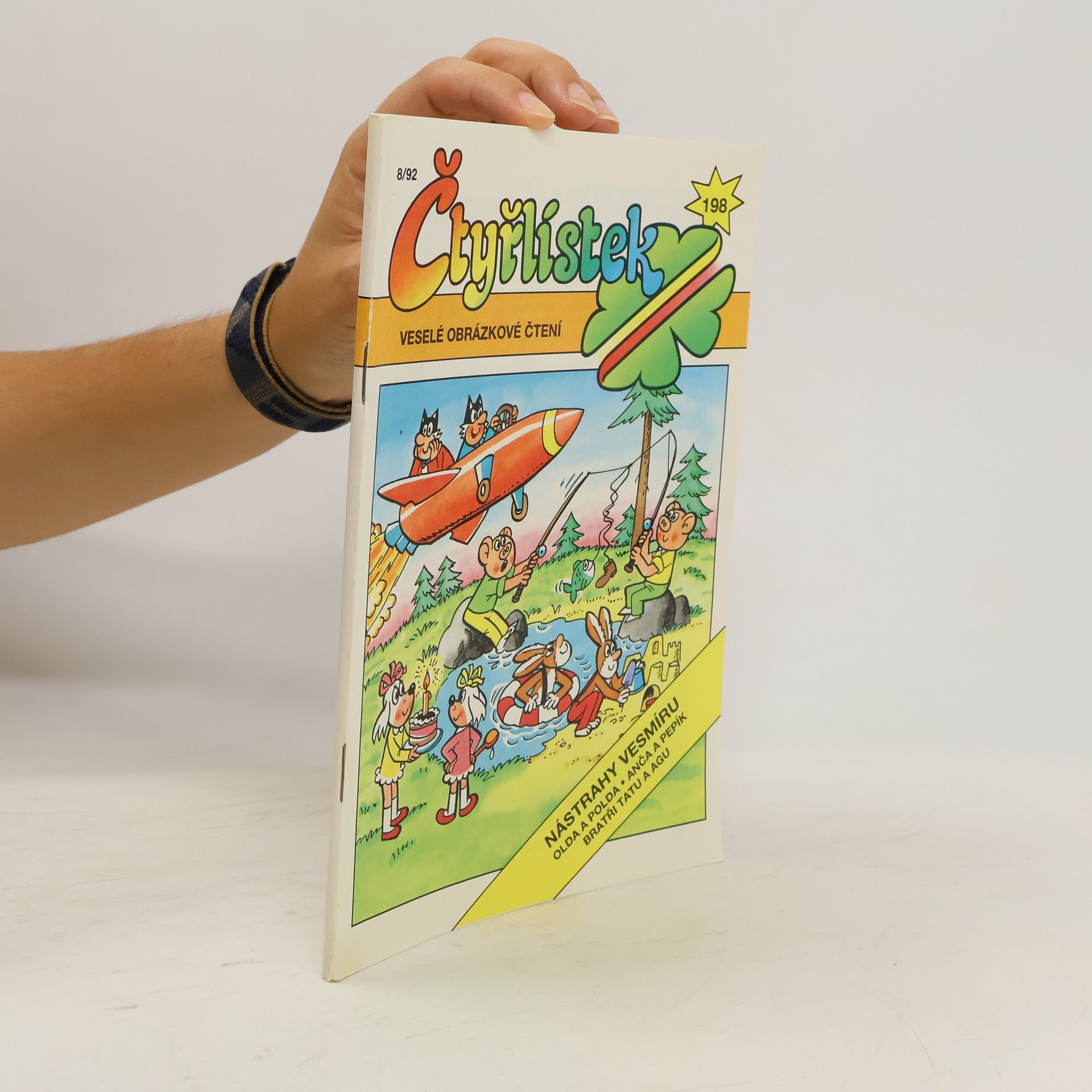 Collectif d'auteurs Čtyřlístek 198. 8/1992. Nástrahy vesmíru