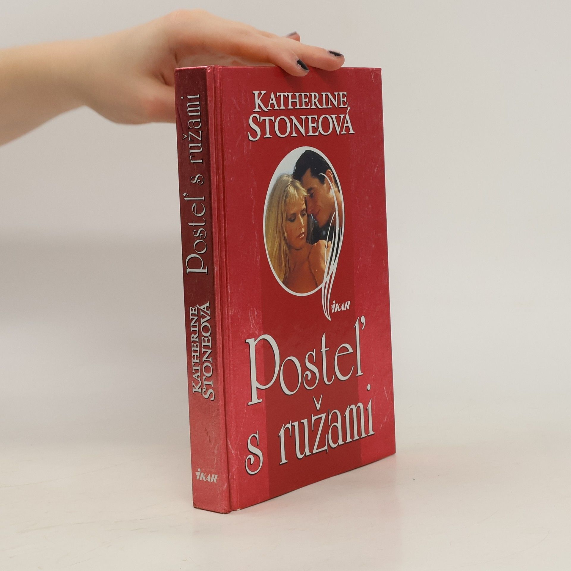 Katherine Stone Posteľ s ružami